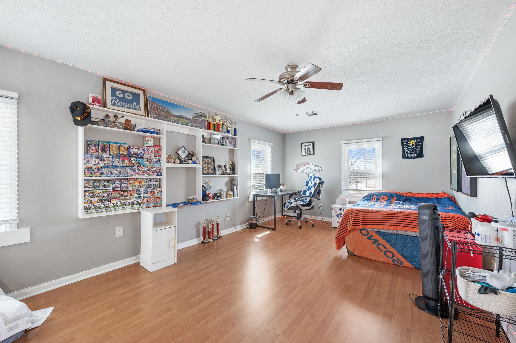 705 N Washington Ave, Sedgwick, Kansas image 23