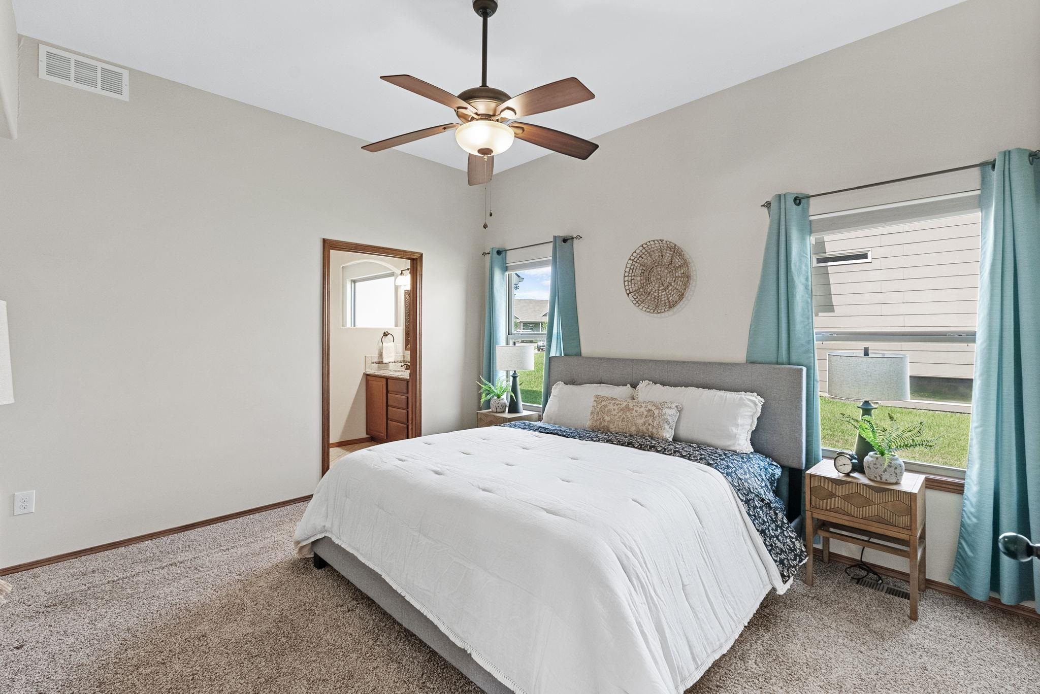 2767 N Woodridge Ct, Wichita, Kansas image 13