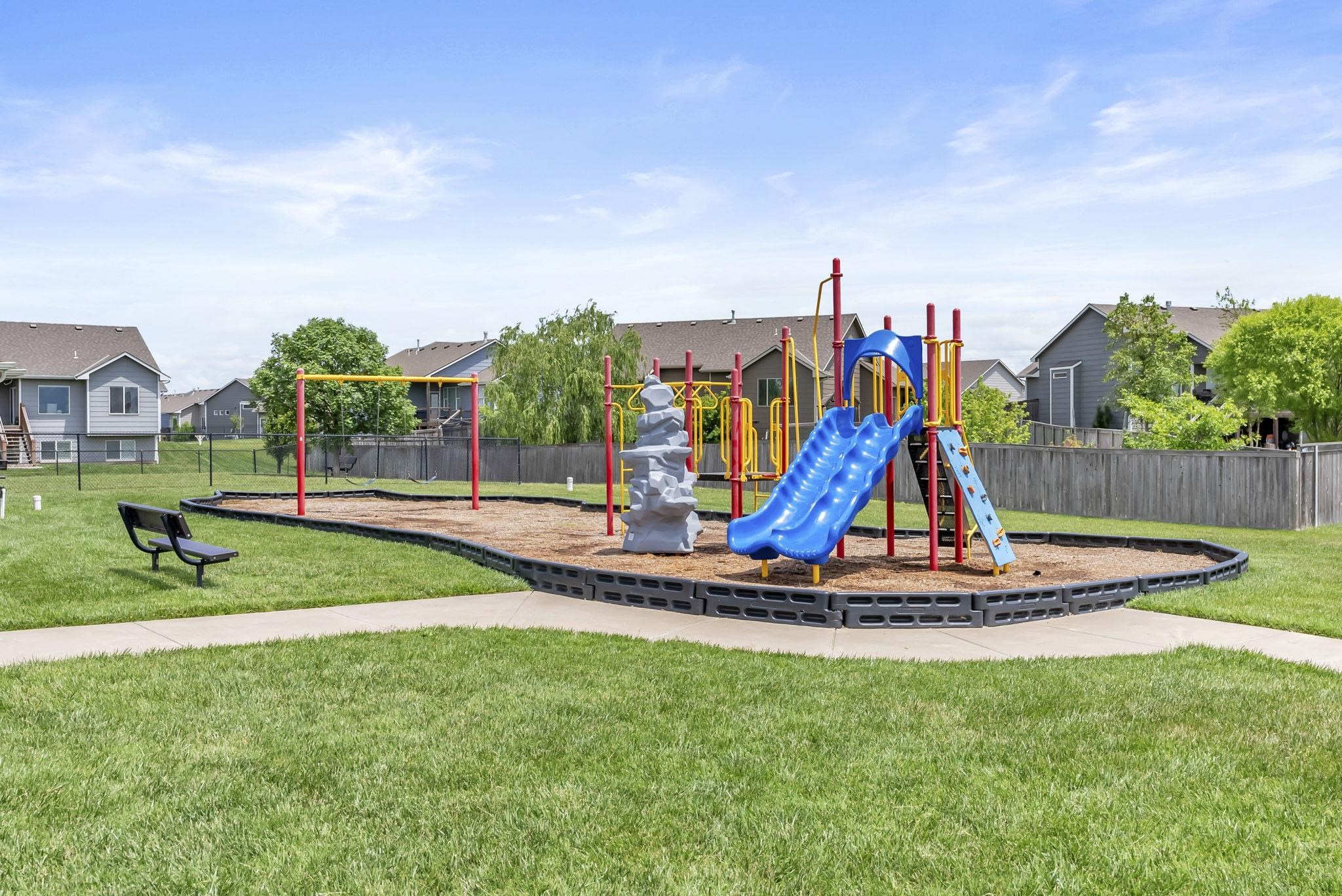 2767 N Woodridge Ct, Wichita, Kansas image 35