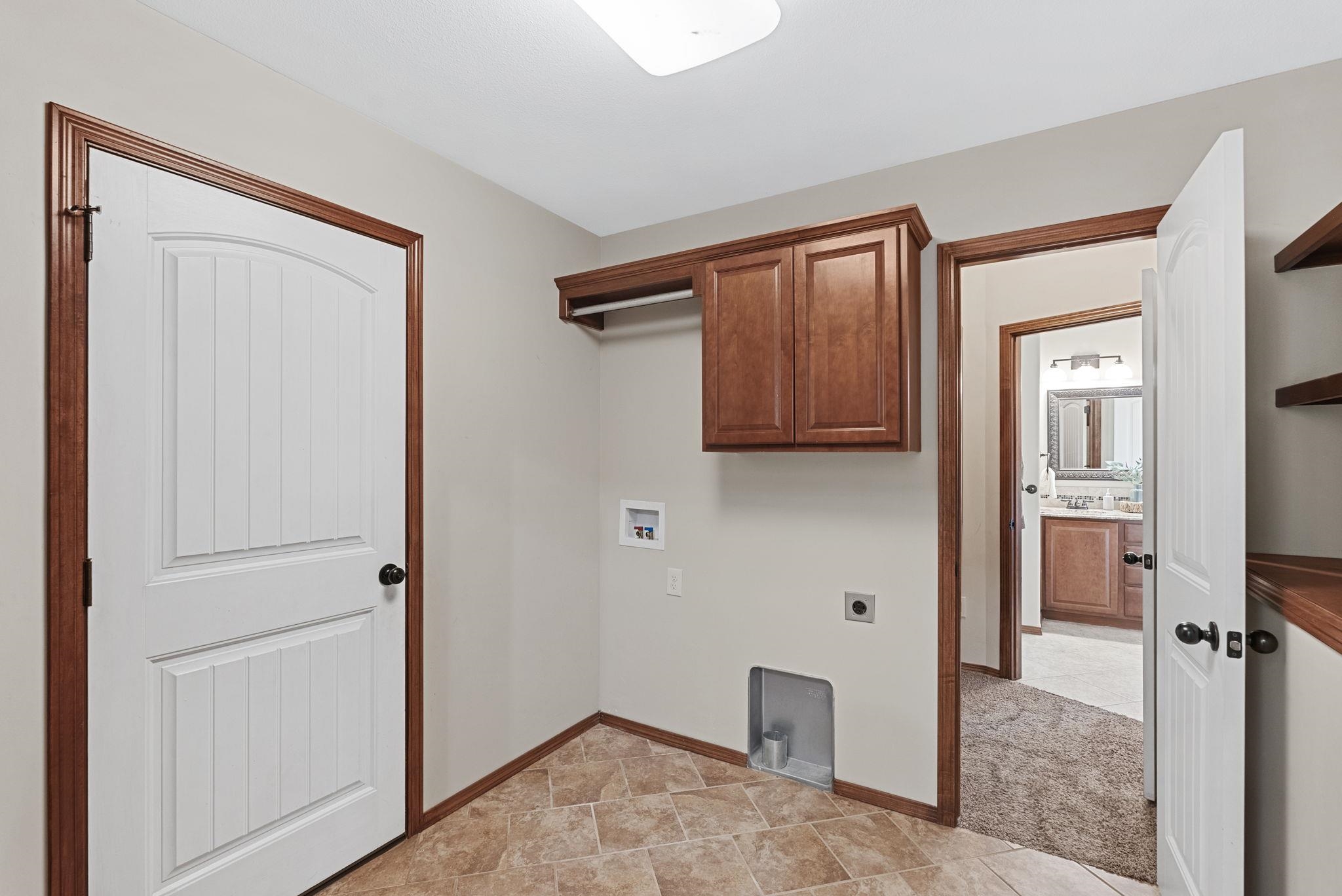 2767 N Woodridge Ct, Wichita, Kansas image 17