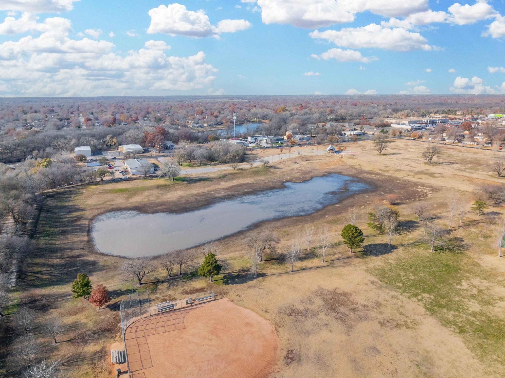9907 W 2nd St N St, Wichita, Kansas image 35