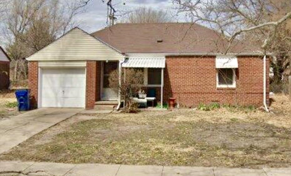 1663 N Kenmar Dr, Wichita, Kansas image 1