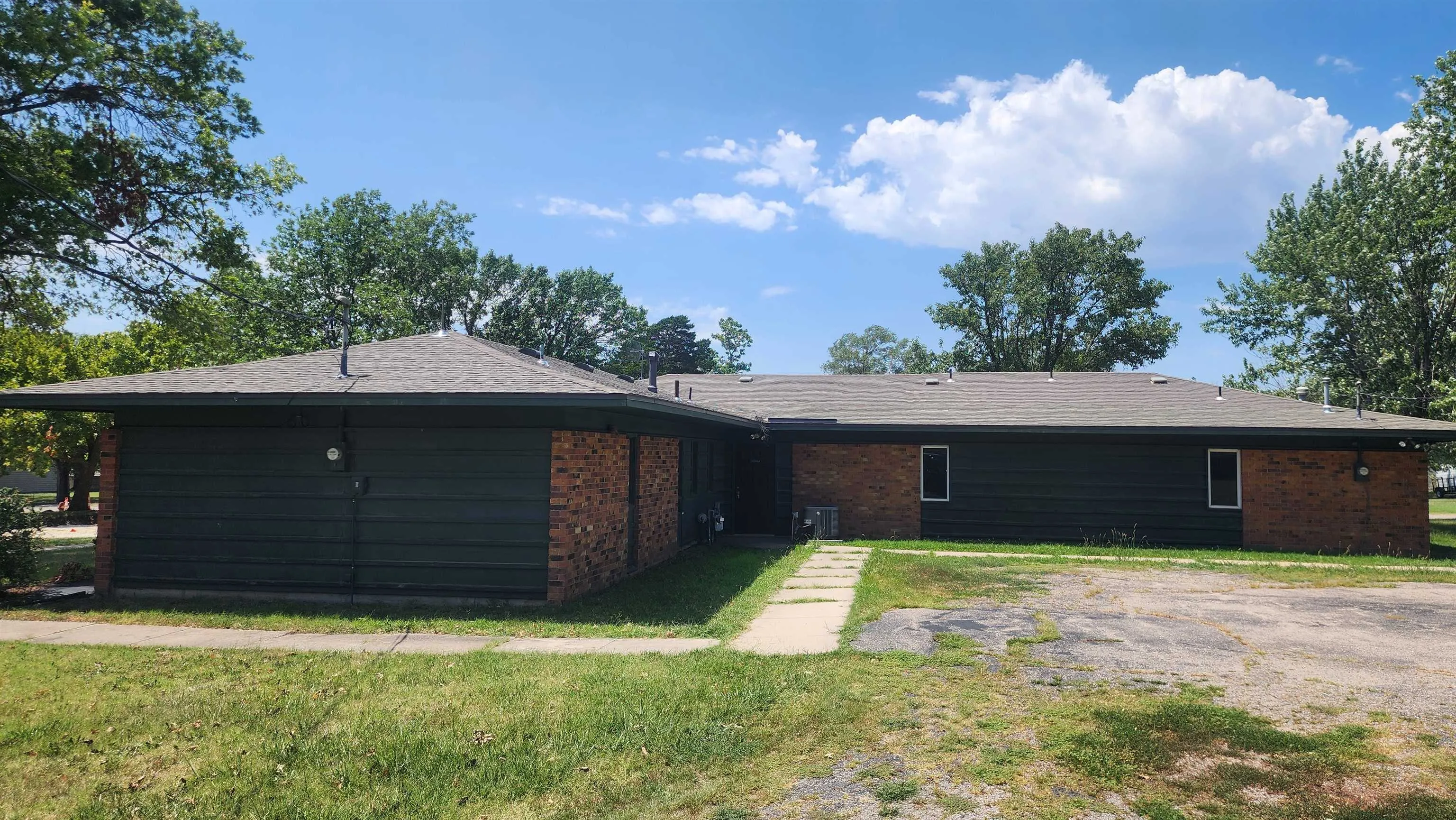 Peabody, Kansas 66866, United States, ,Commercial,Active,143930