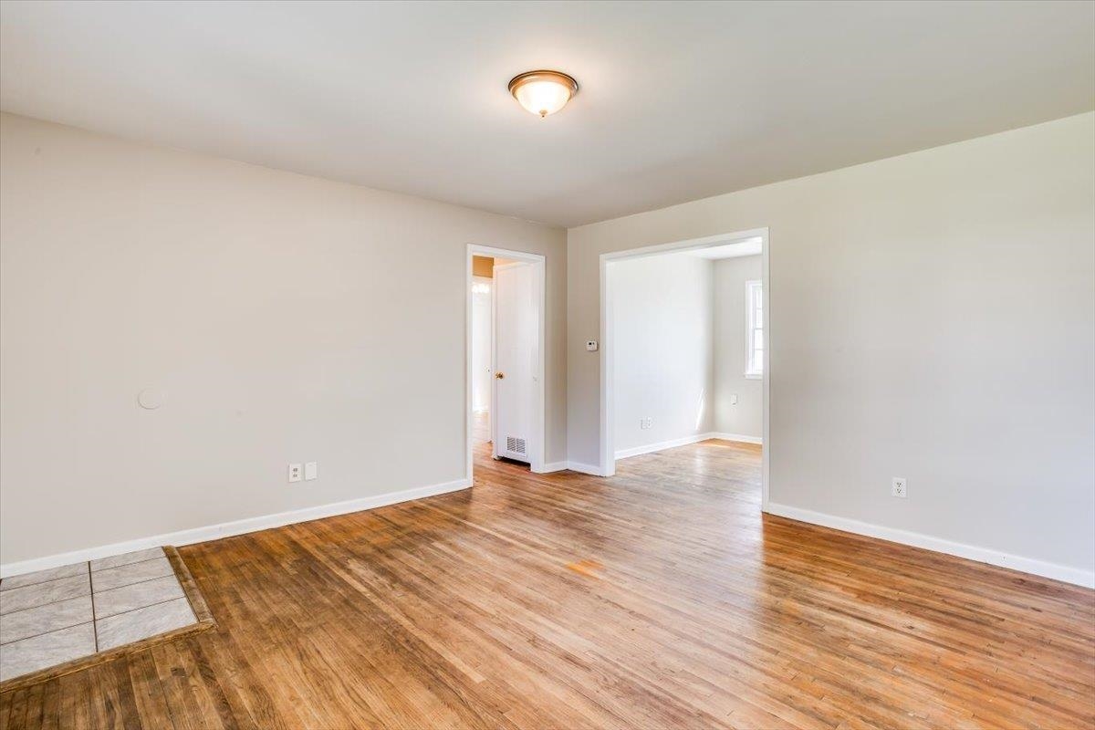 1515 E Jump Ave, Wichita, Virginia image 9