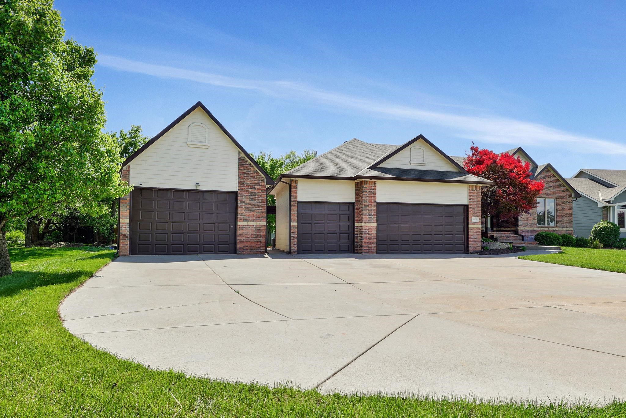 15811 W Mccormick Ave, Goddard, Kansas image 2