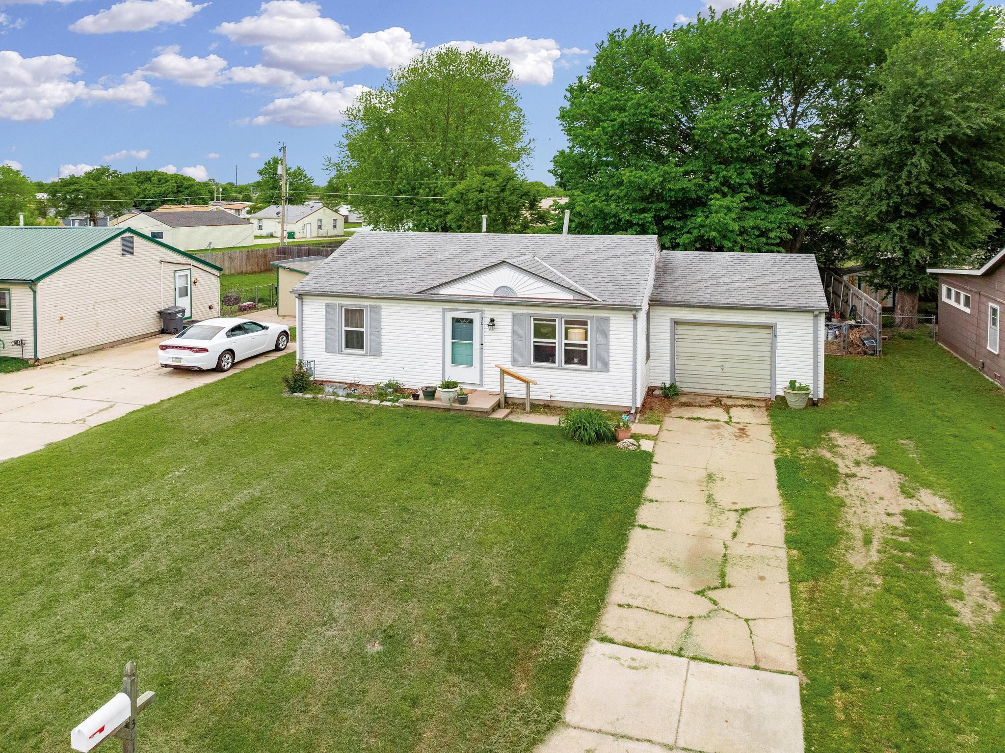 301 N Maynard Ave, Haysville, Kansas image 34