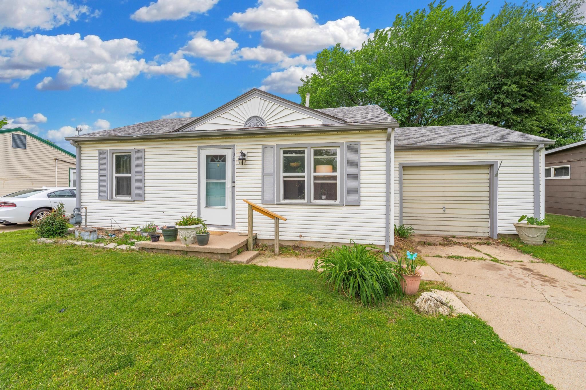 301 N Maynard Ave, Haysville, Kansas image 5