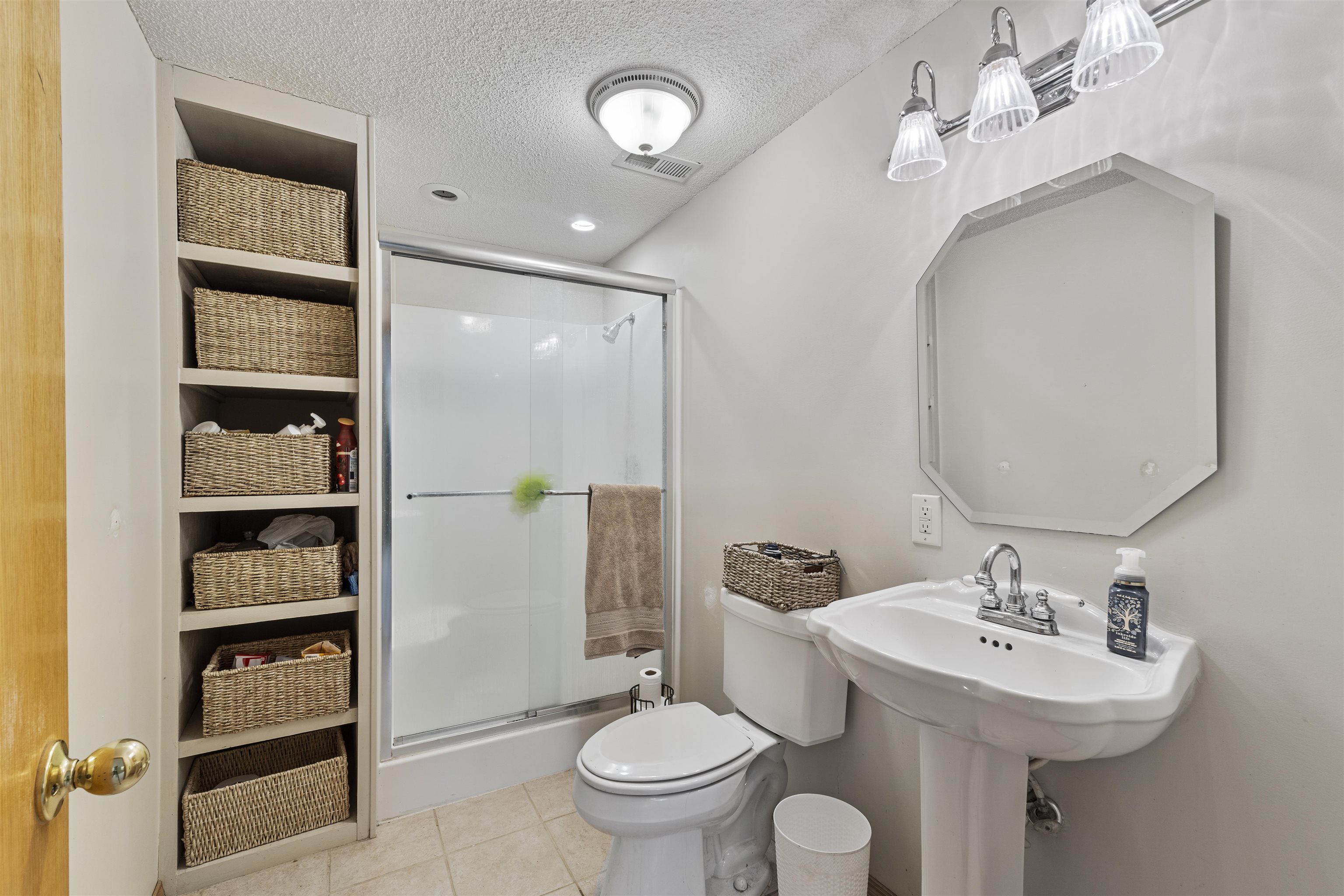 307 W Waterford Ct, Andover, Kansas image 17
