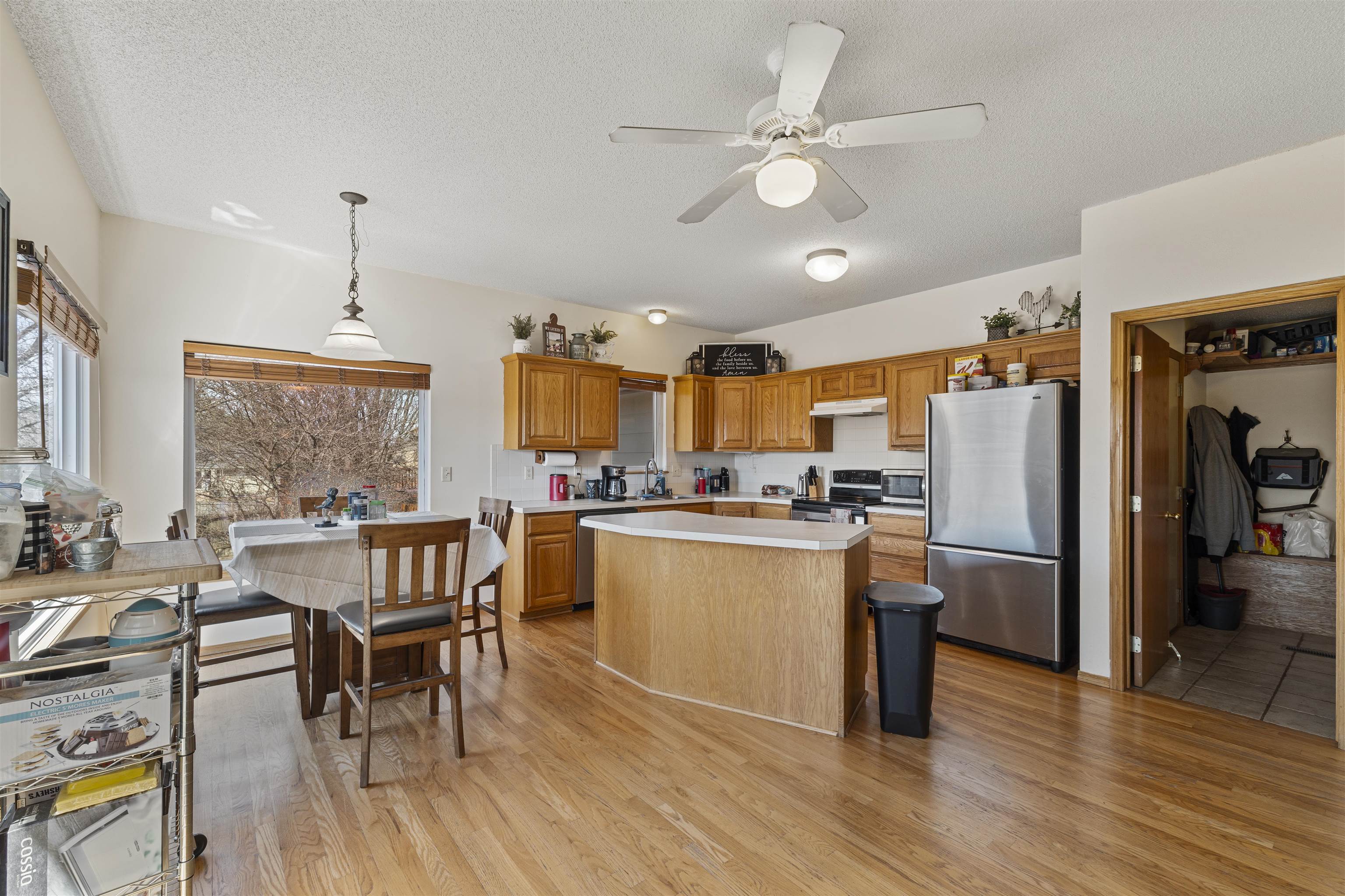 307 W Waterford Ct, Andover, Kansas image 7