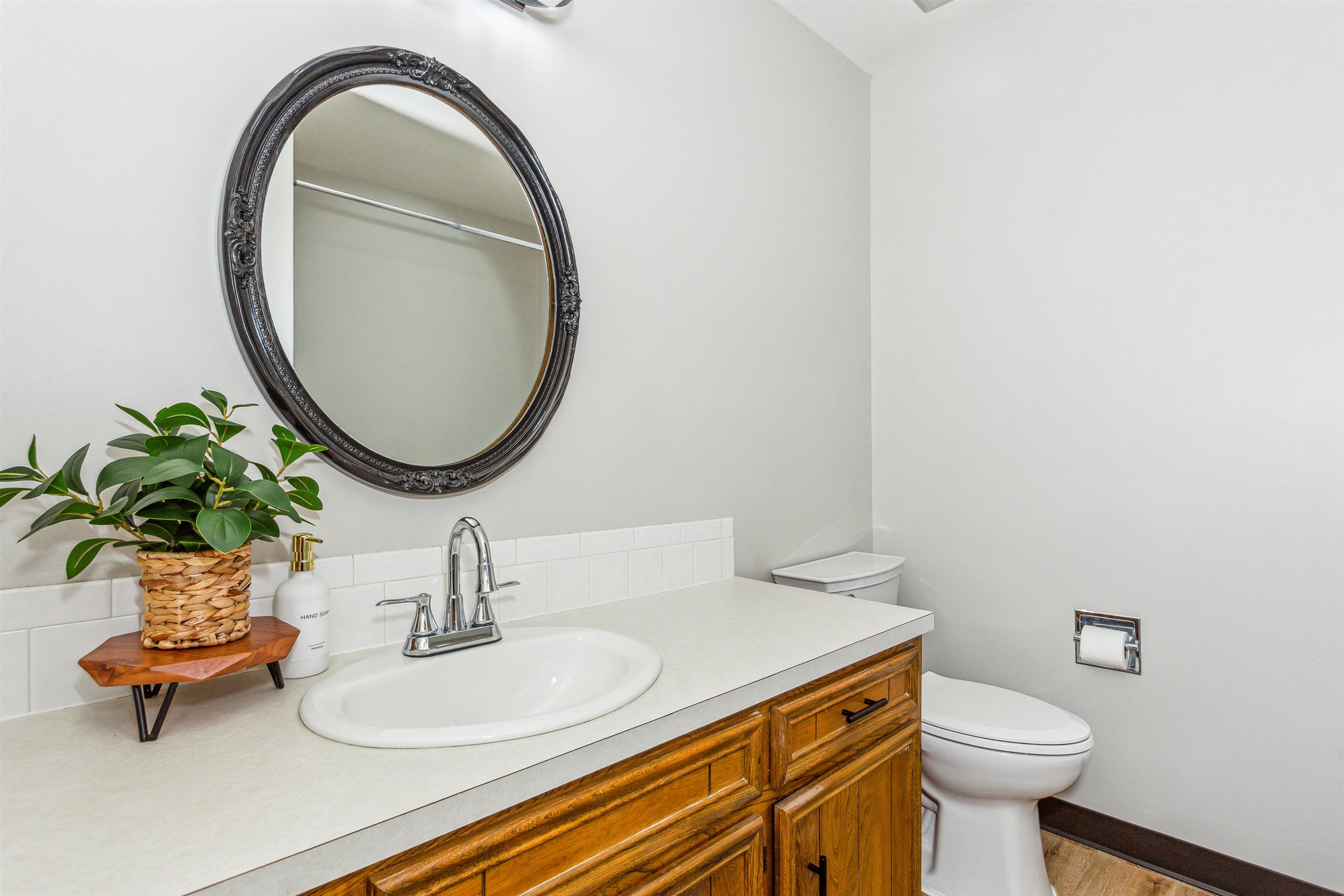 8810 W 9th St N St, Wichita, Kansas image 21