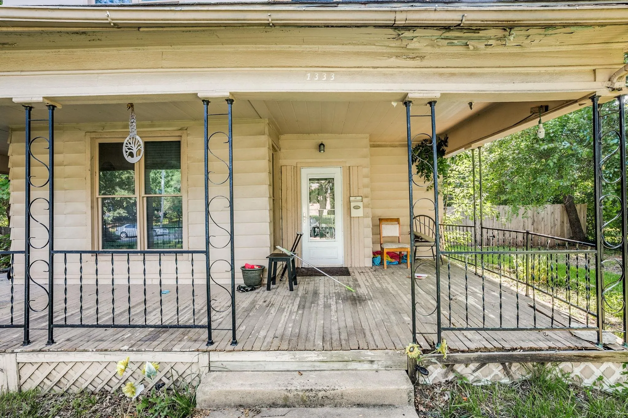 Wichita, Kansas 67208, United States, 5 Bedrooms Bedrooms, ,2 BathroomsBathrooms,Residential,Active,166631