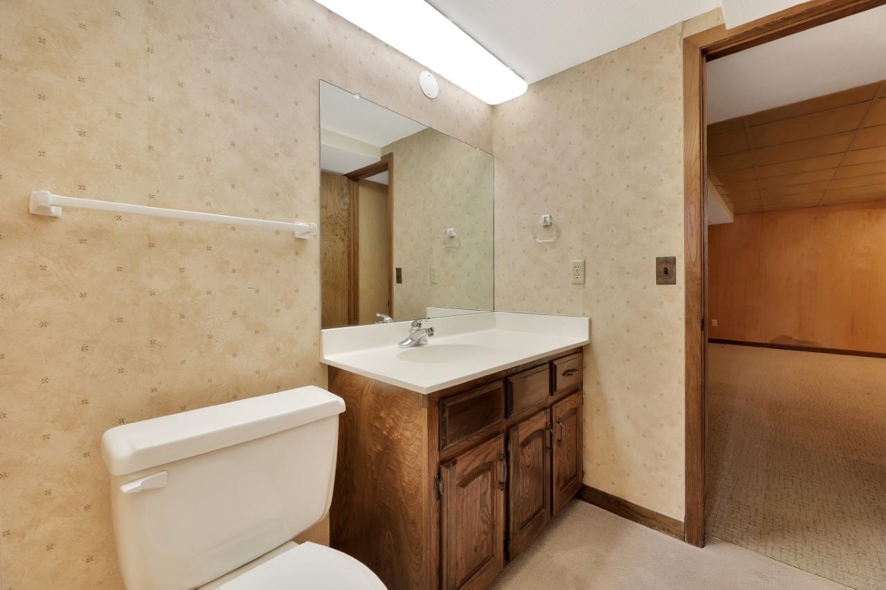 6915 E 14th St N St, Wichita, Kansas image 31