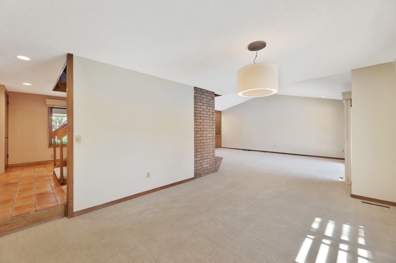 6915 E 14th St N St, Wichita, Kansas image 8