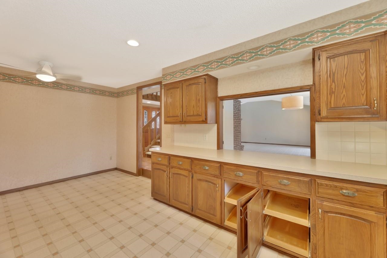 6915 E 14th St N St, Wichita, Kansas image 12