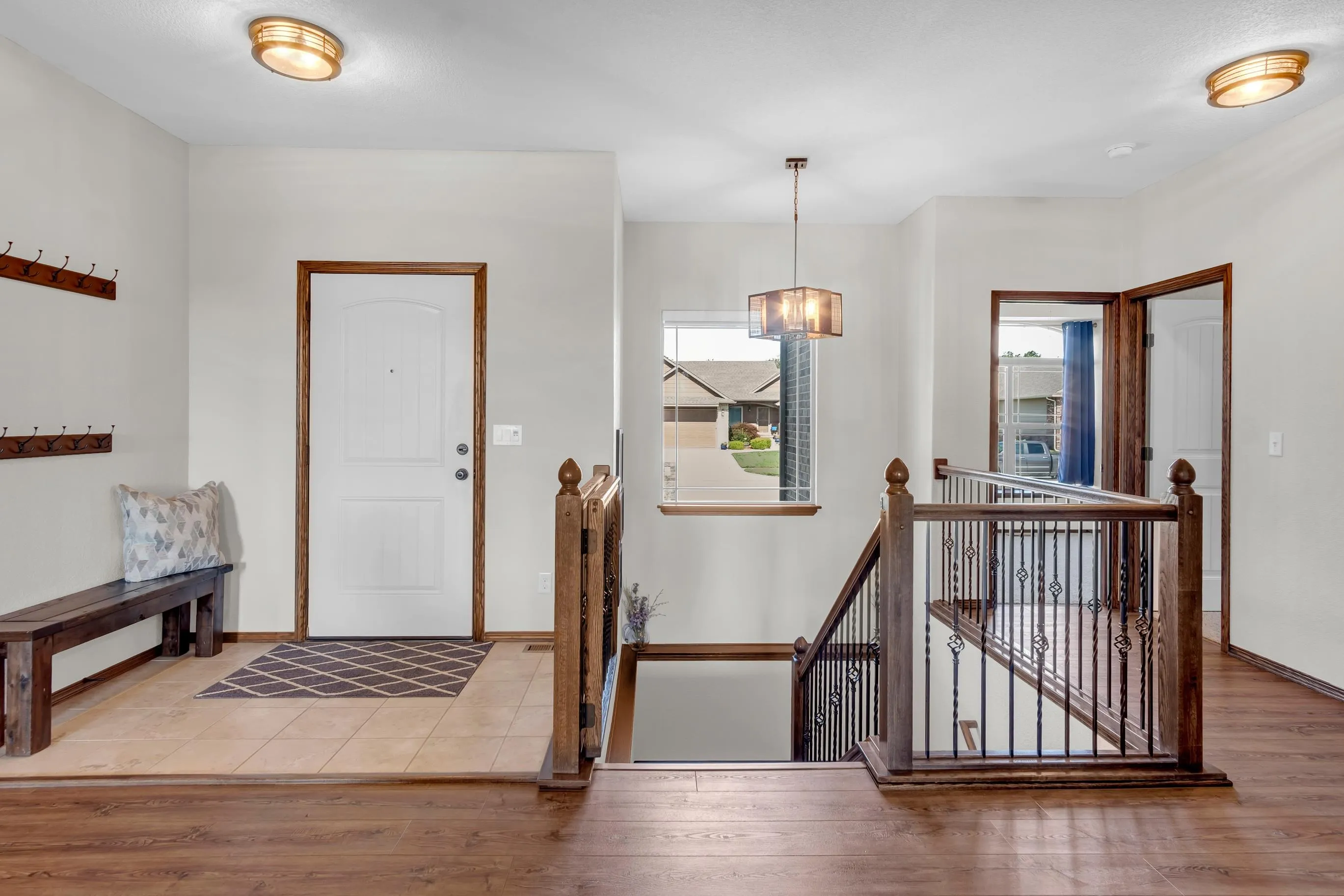 Wichita, Kansas 67204, United States, 5 Bedrooms Bedrooms, ,3 BathroomsBathrooms,Residential,Active,160993