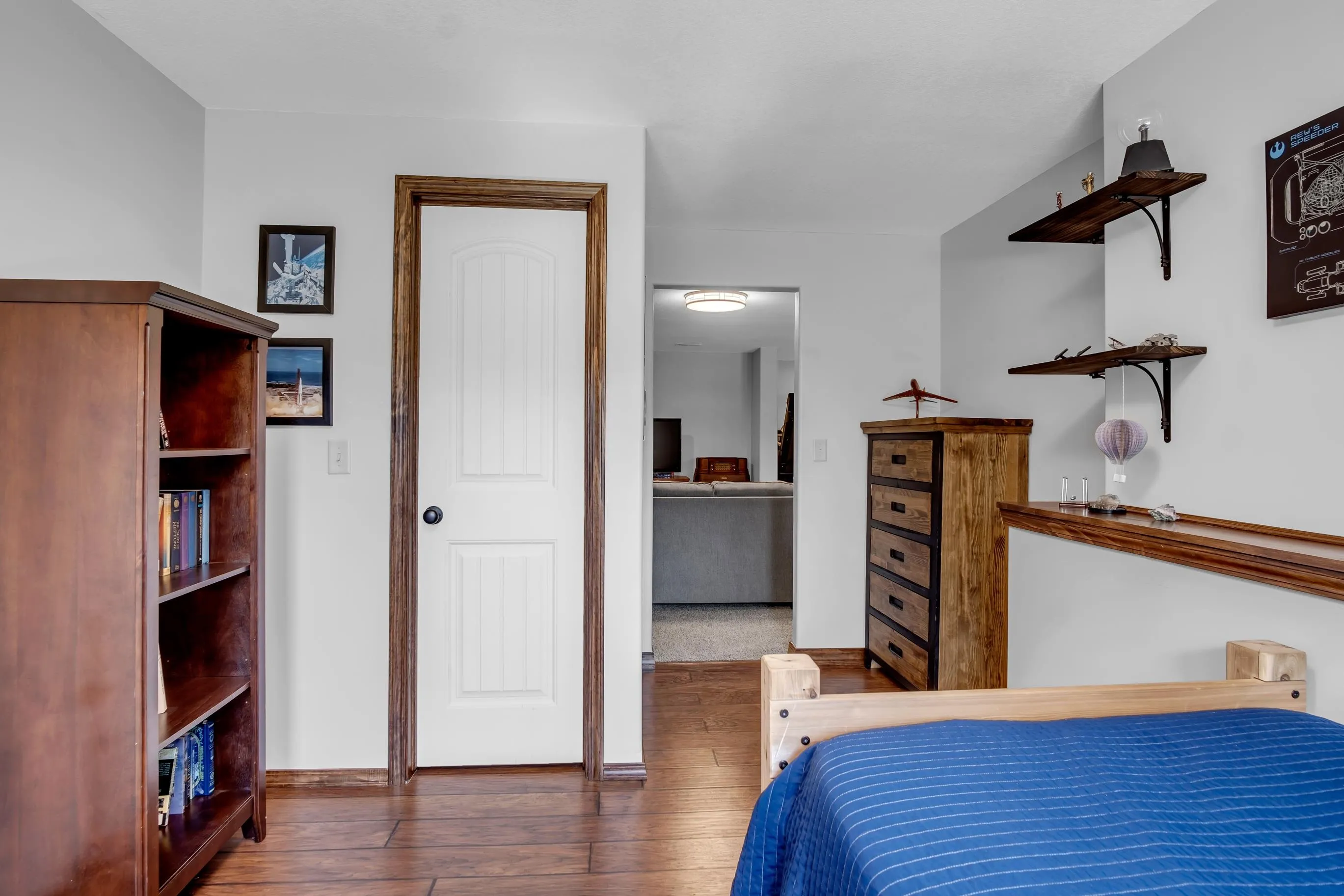 Wichita, Kansas 67204, United States, 5 Bedrooms Bedrooms, ,3 BathroomsBathrooms,Residential,Active,160993