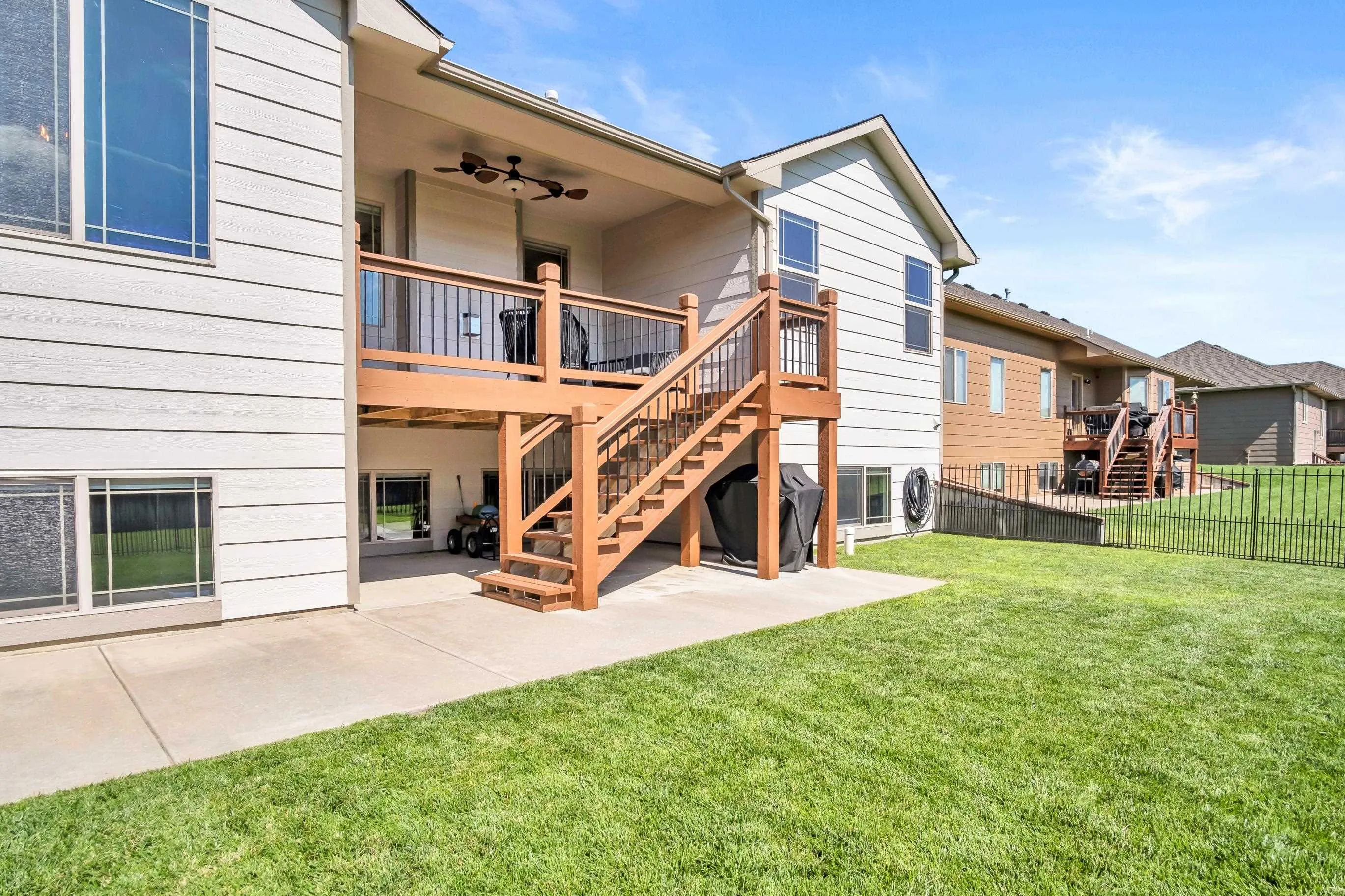 Wichita, Kansas 67204, United States, 5 Bedrooms Bedrooms, ,3 BathroomsBathrooms,Residential,Active,160993