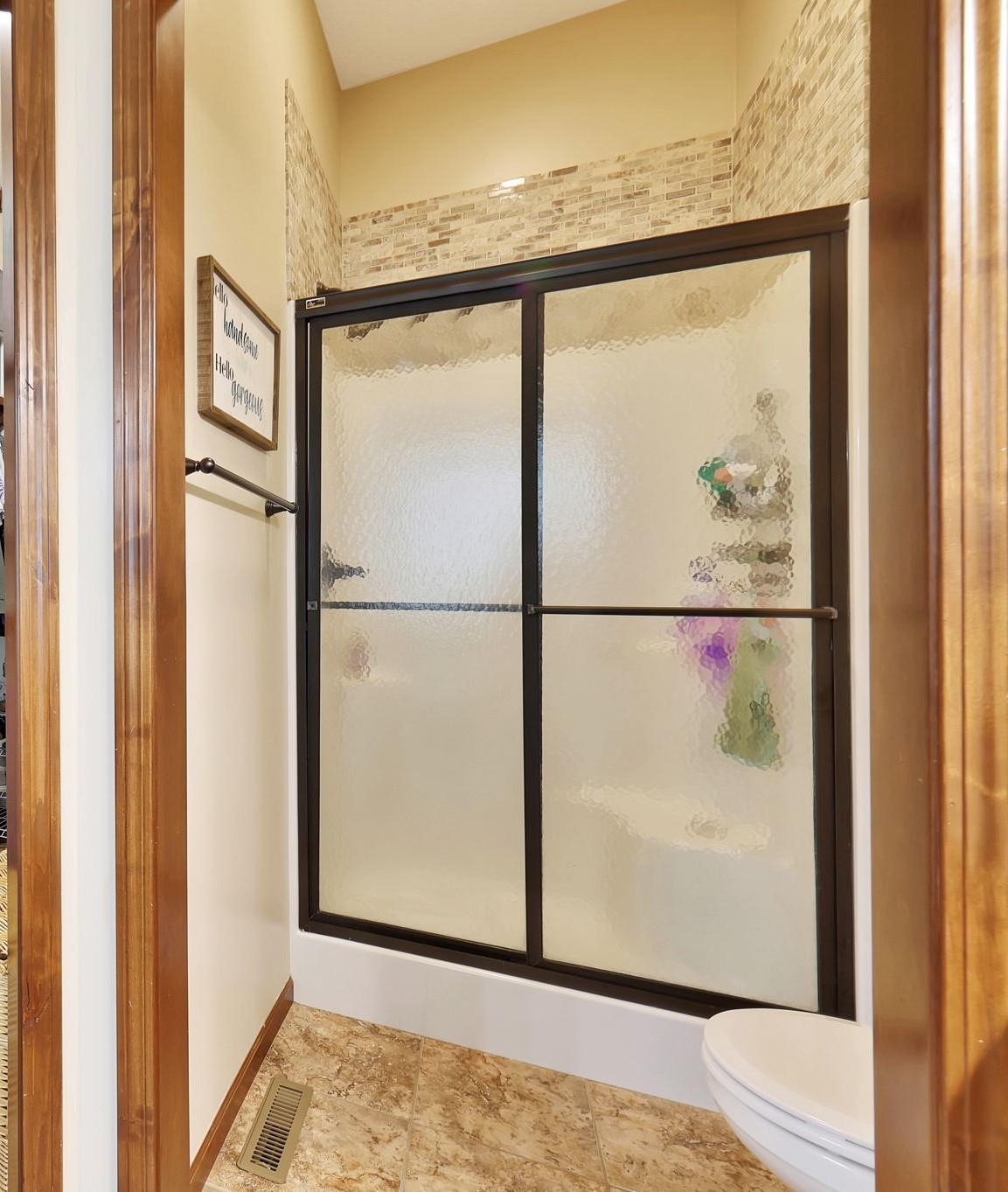 2510 N Chelmsford Ct, Wichita, Kansas image 18