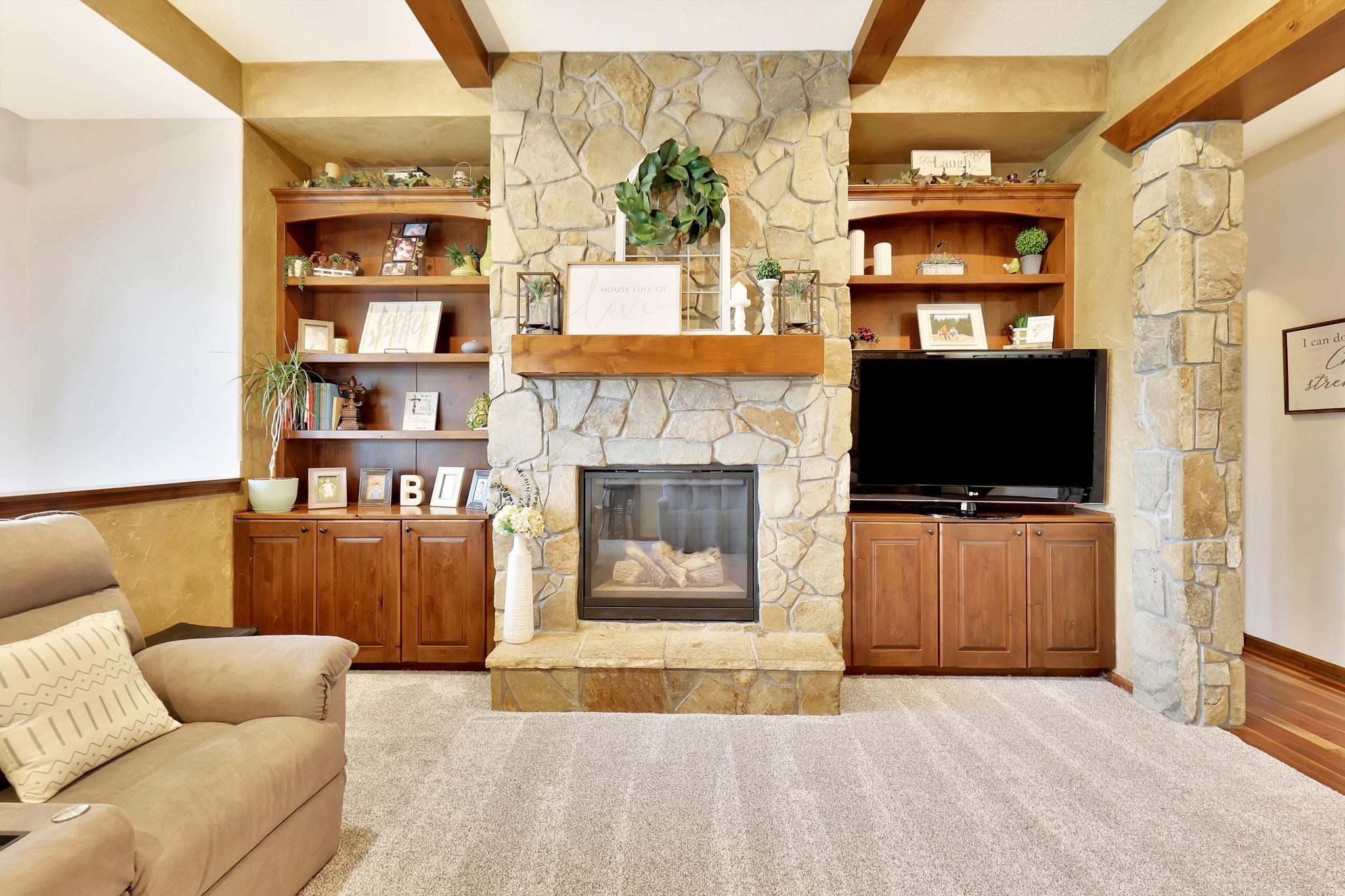 2510 N Chelmsford Ct, Wichita, Kansas image 4