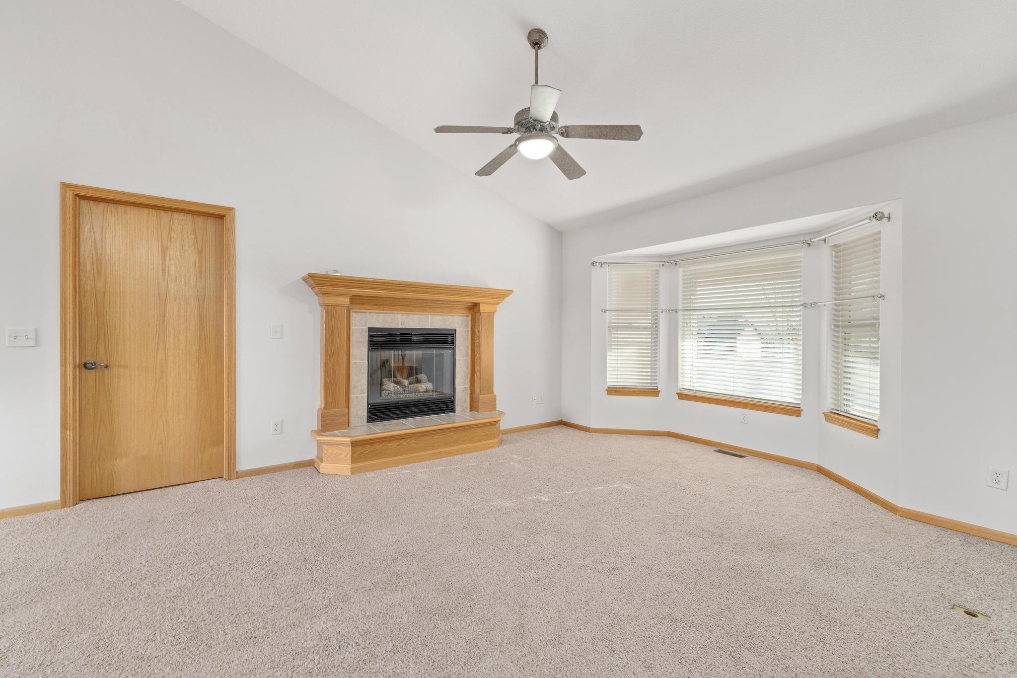 913 Tiffany Ct, Rose Hill, Kansas image 6