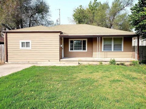 Townhouse For Sale - 1027 N Wabash Ave<br/> Wichita, VA 67214