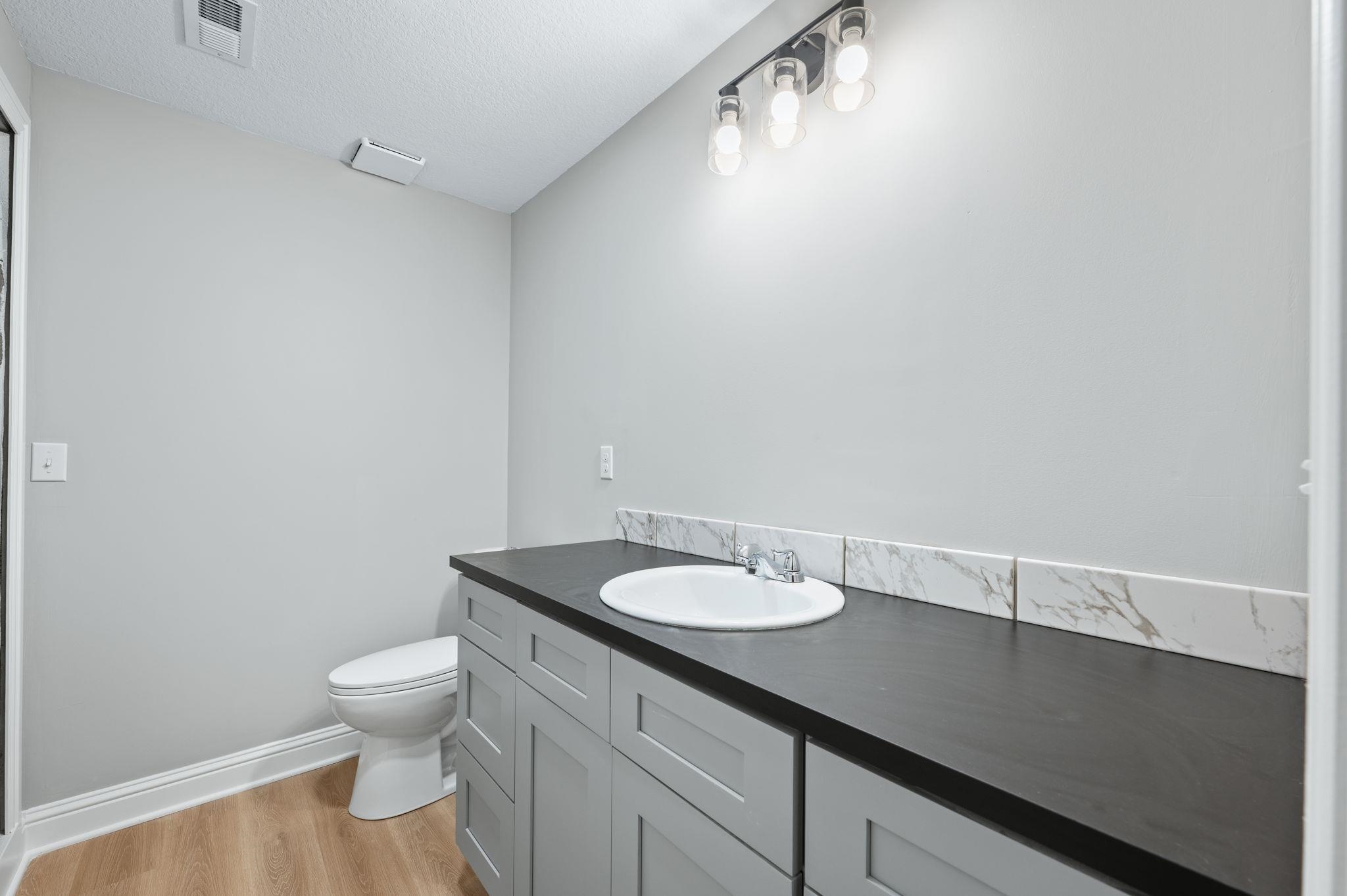 768 E Sunset Cir, Goddard, Kansas image 26