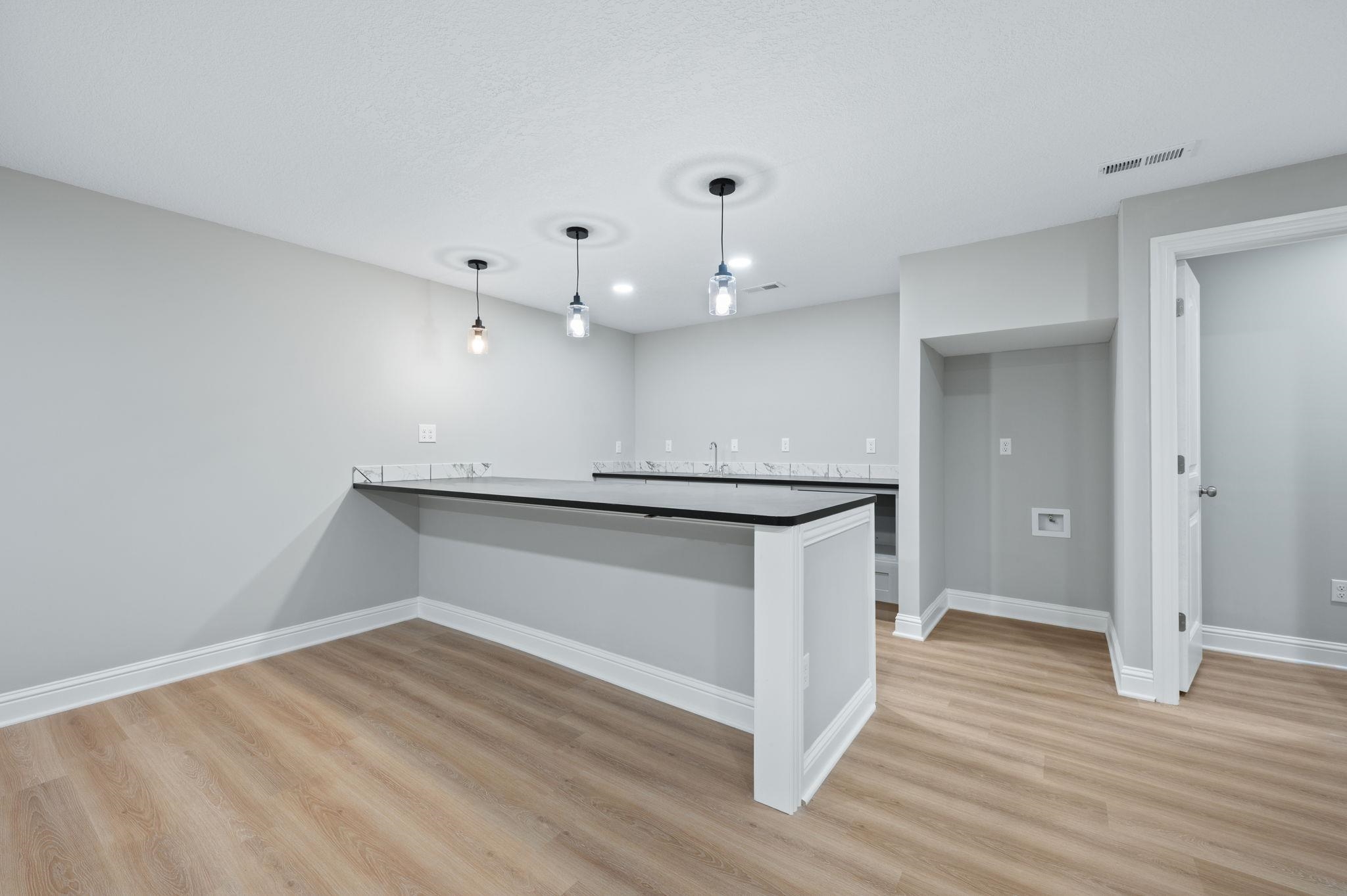 768 E Sunset Cir, Goddard, Kansas image 20