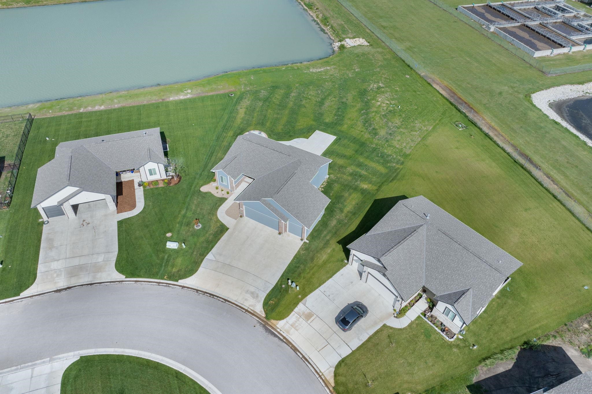 768 E Sunset Cir, Goddard, Kansas image 32