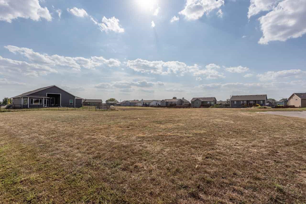 1 Trailblazer, Clearwater, Kansas image 2