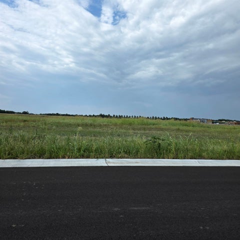 Vacant Land For Sale - 1330 Northridge St<br/> Valley Center, KS 67147