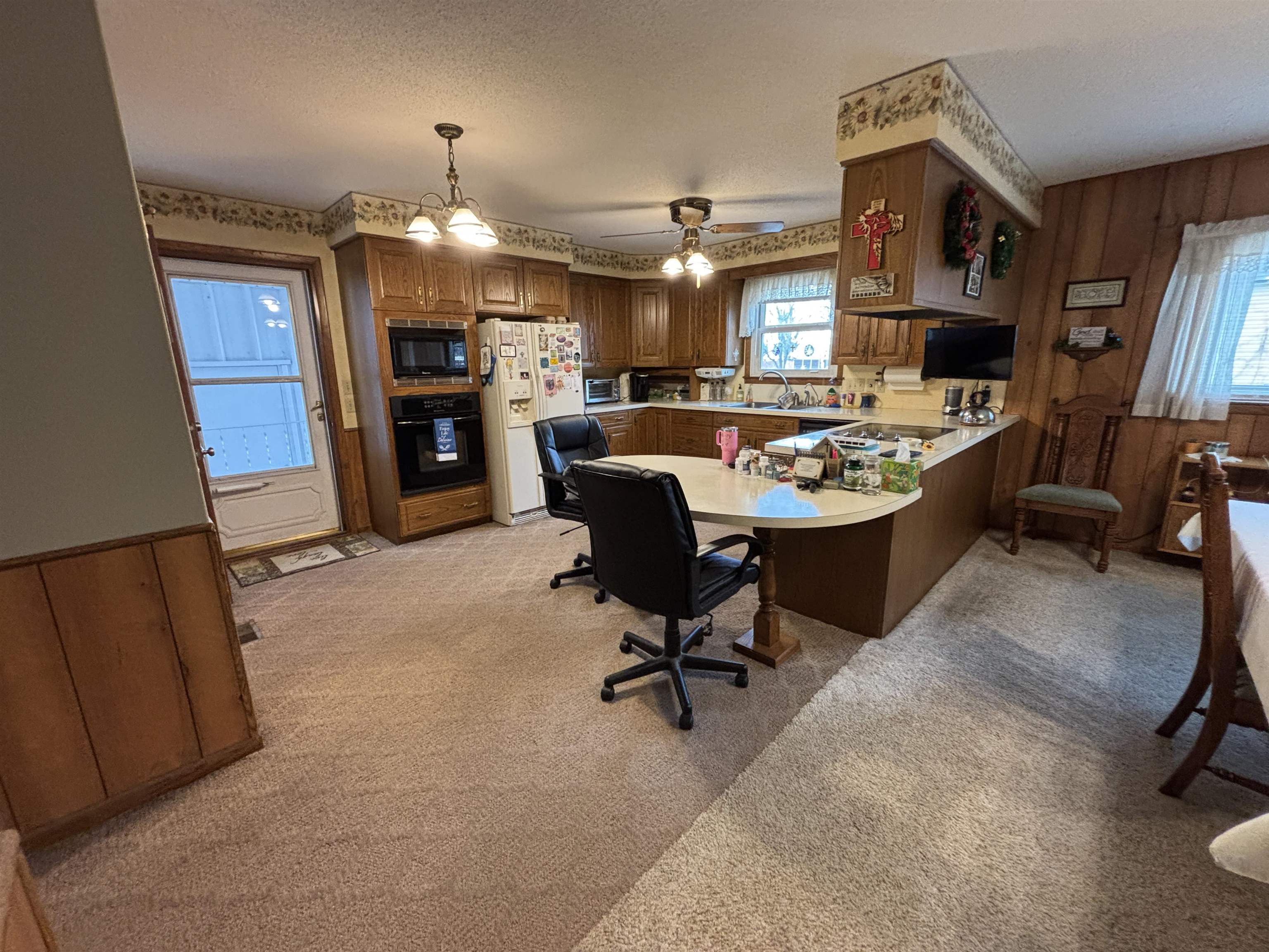 326 S Parkway, Norwich, Kansas image 10