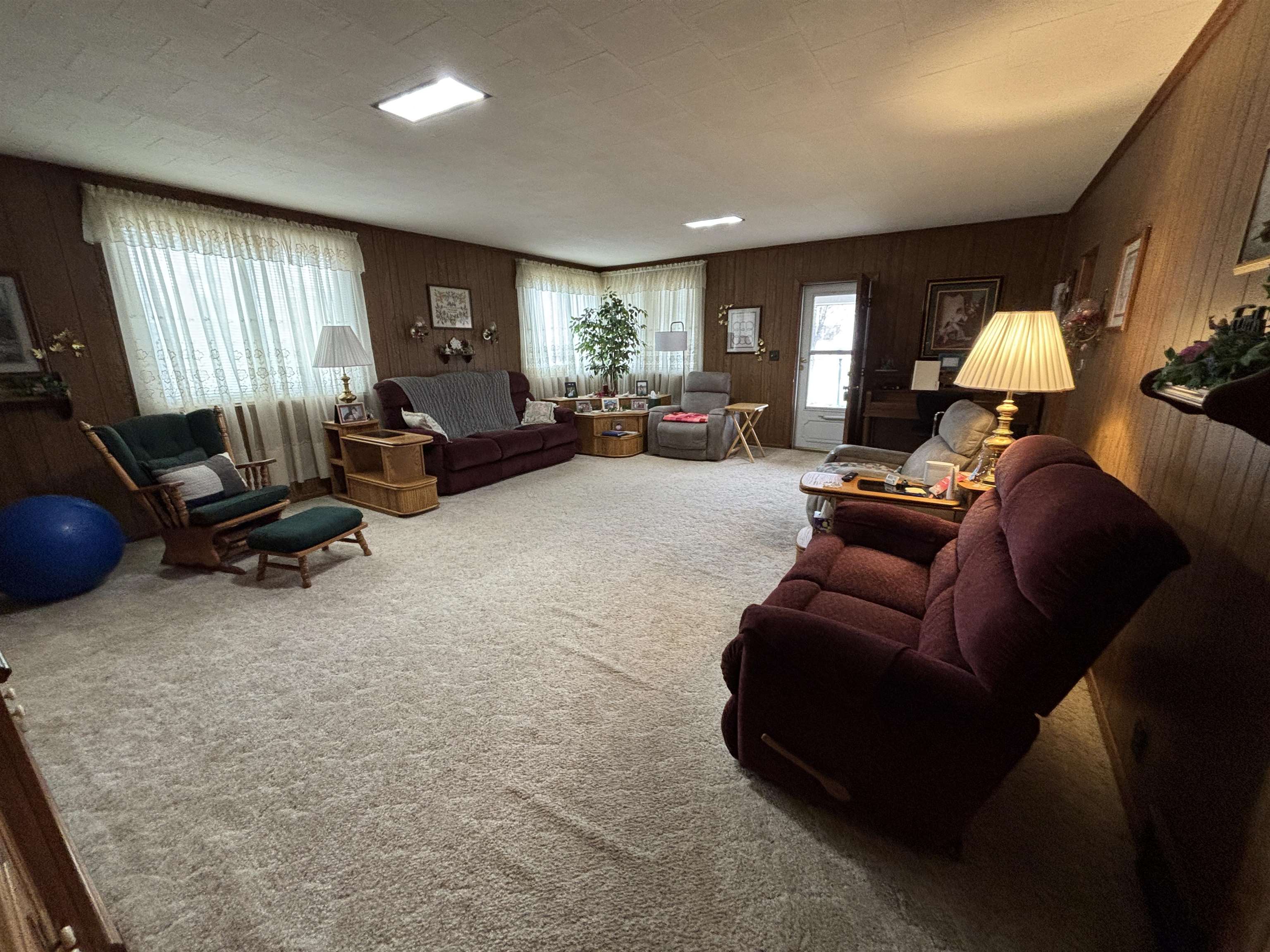 326 S Parkway, Norwich, Kansas image 7