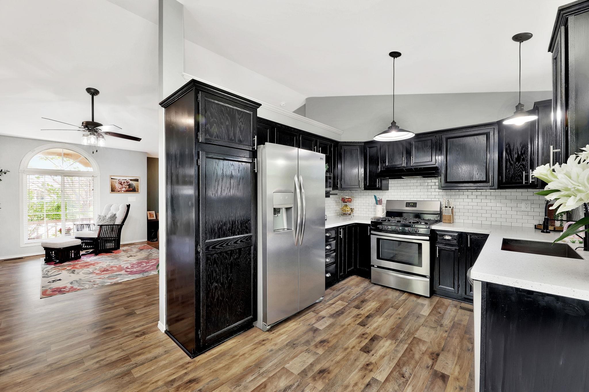 2230 N Duckcreek Ln, Derby, Kansas image 11