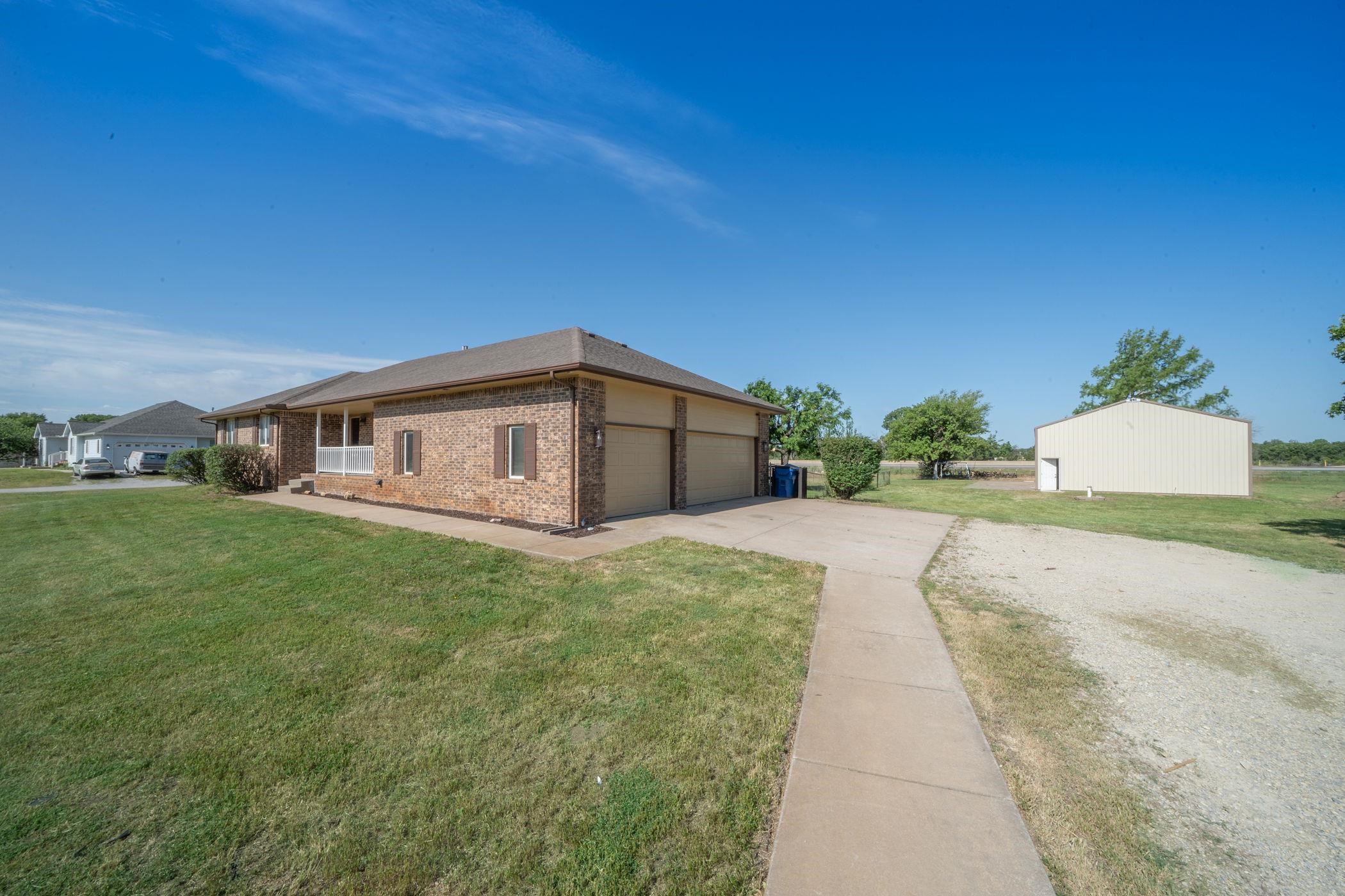 8539 S Ida Ave, Haysville, Kansas image 2