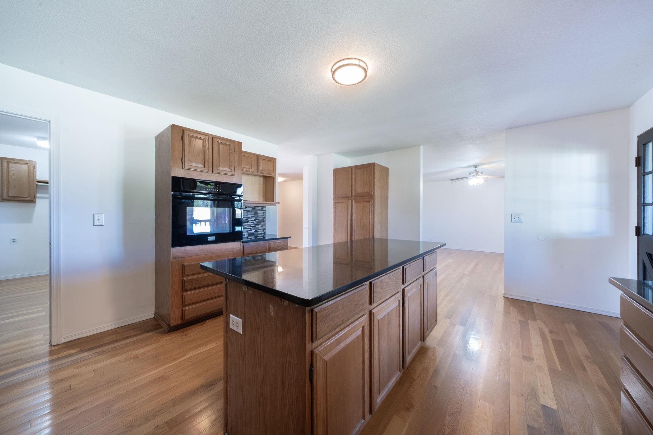 8539 S Ida Ave, Haysville, Kansas image 11