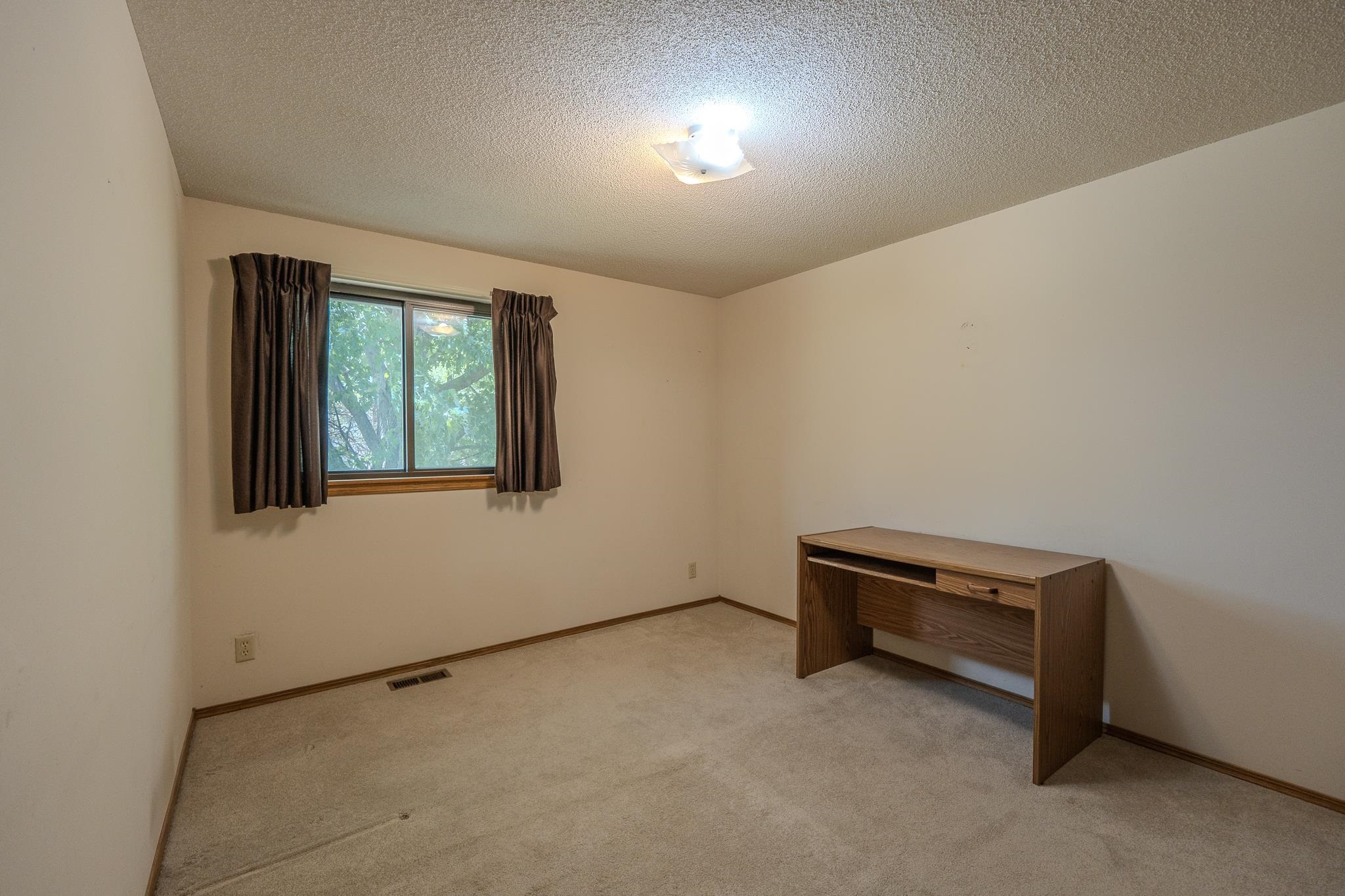1313 E Dirck St, Haysville, Virginia image 7