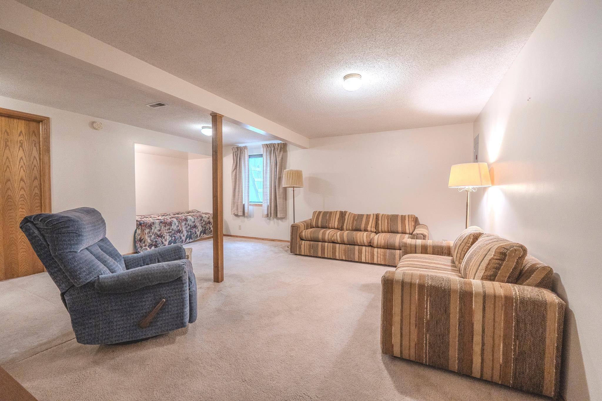 1313 E Dirck St, Haysville, Virginia image 16
