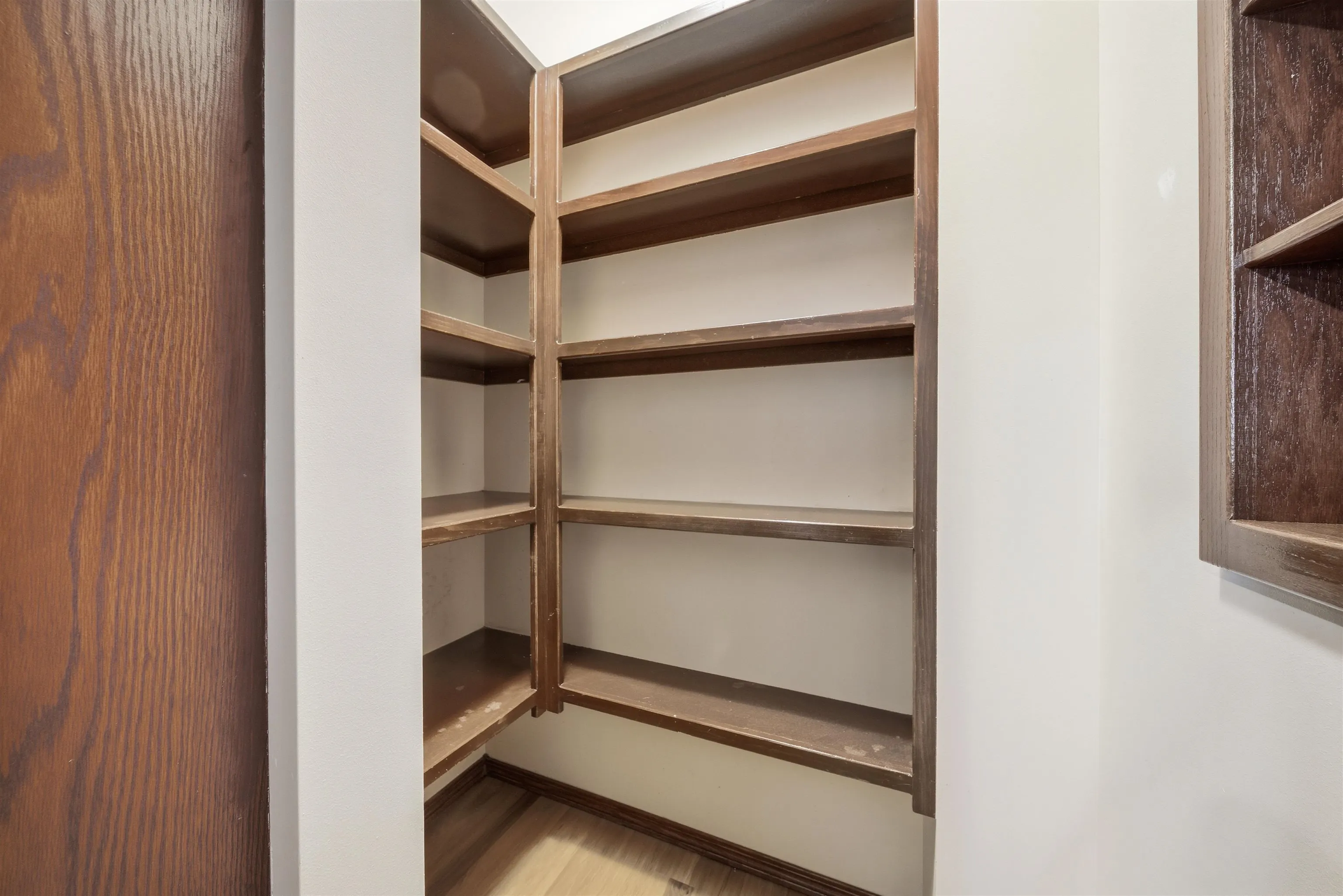 Andover, Kansas 67002, United States, 5 Bedrooms Bedrooms, ,3 BathroomsBathrooms,Residential,Active,249272