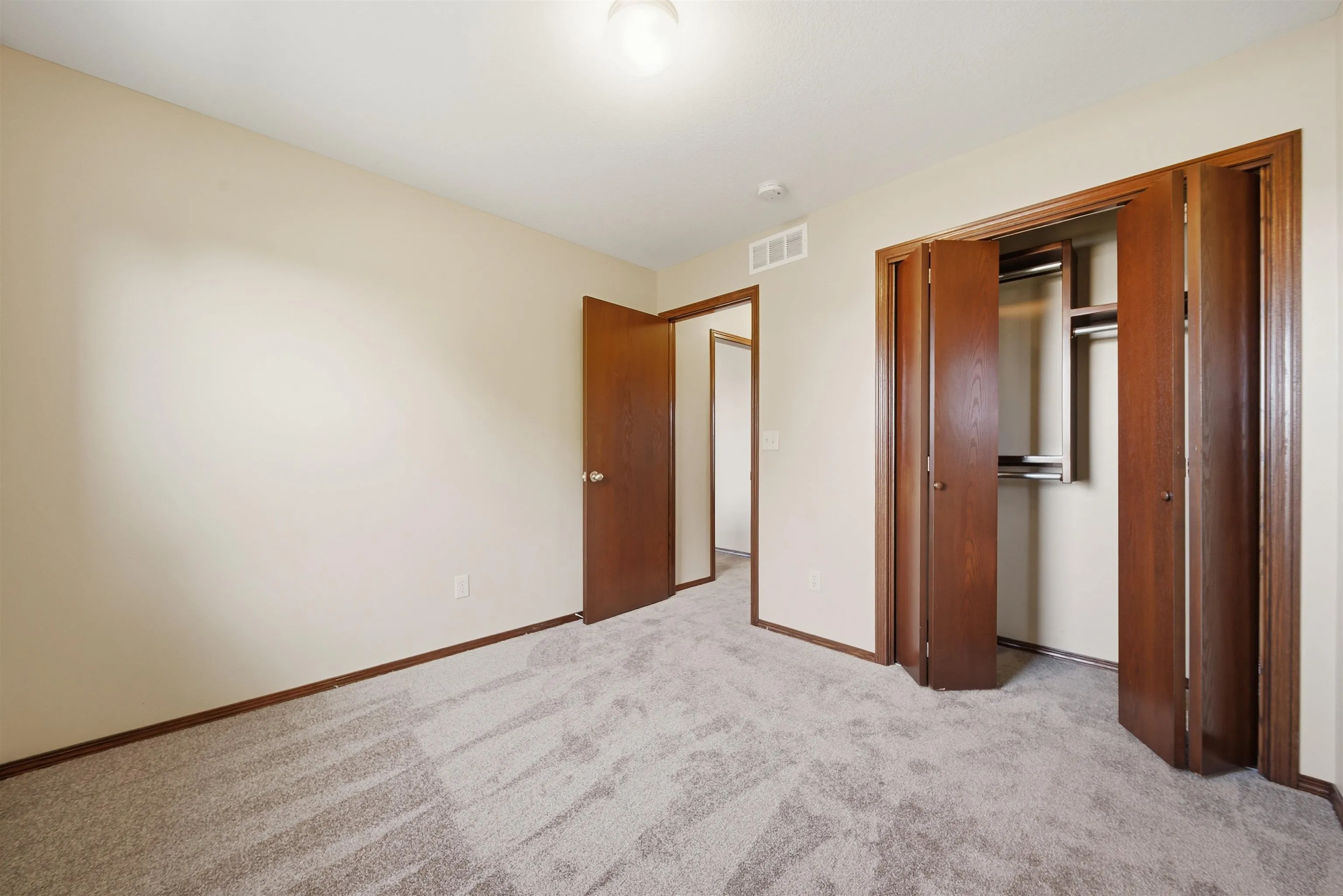 Andover, Kansas 67002, United States, 5 Bedrooms Bedrooms, ,3 BathroomsBathrooms,Residential,Active,249272