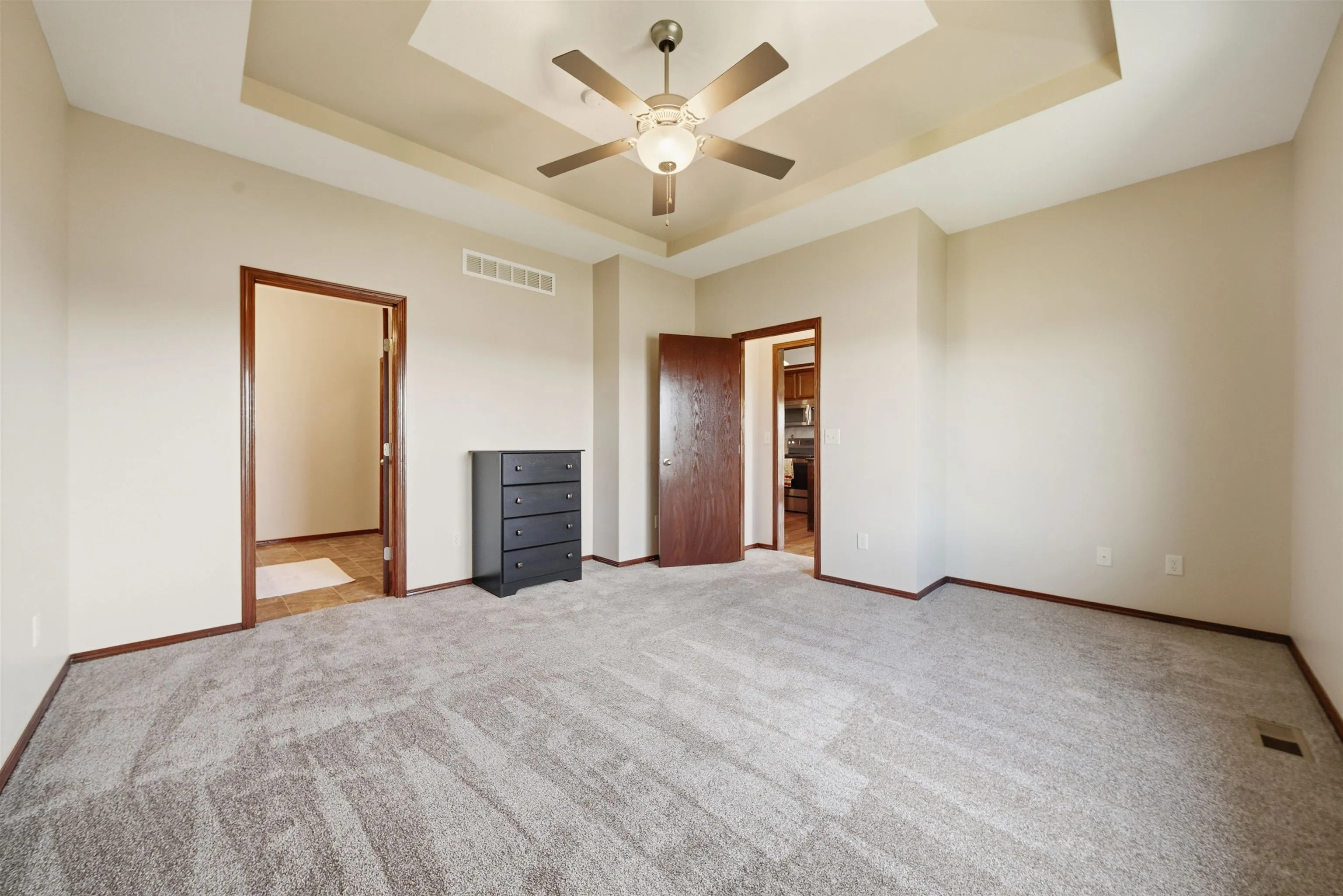 Andover, Kansas 67002, United States, 5 Bedrooms Bedrooms, ,3 BathroomsBathrooms,Residential,Active,249272