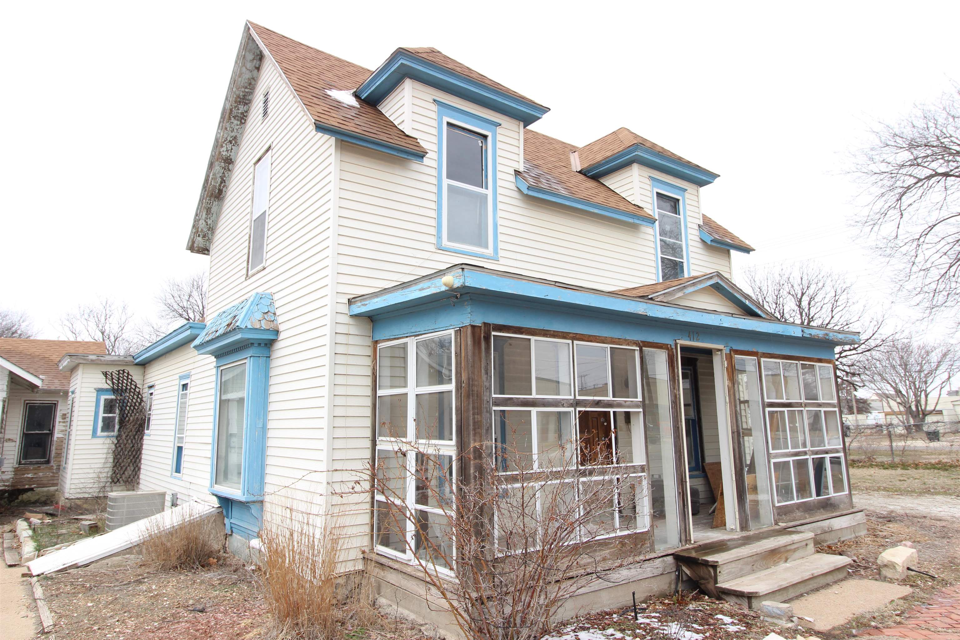 412 S Washington, Wellington, Kansas image 3
