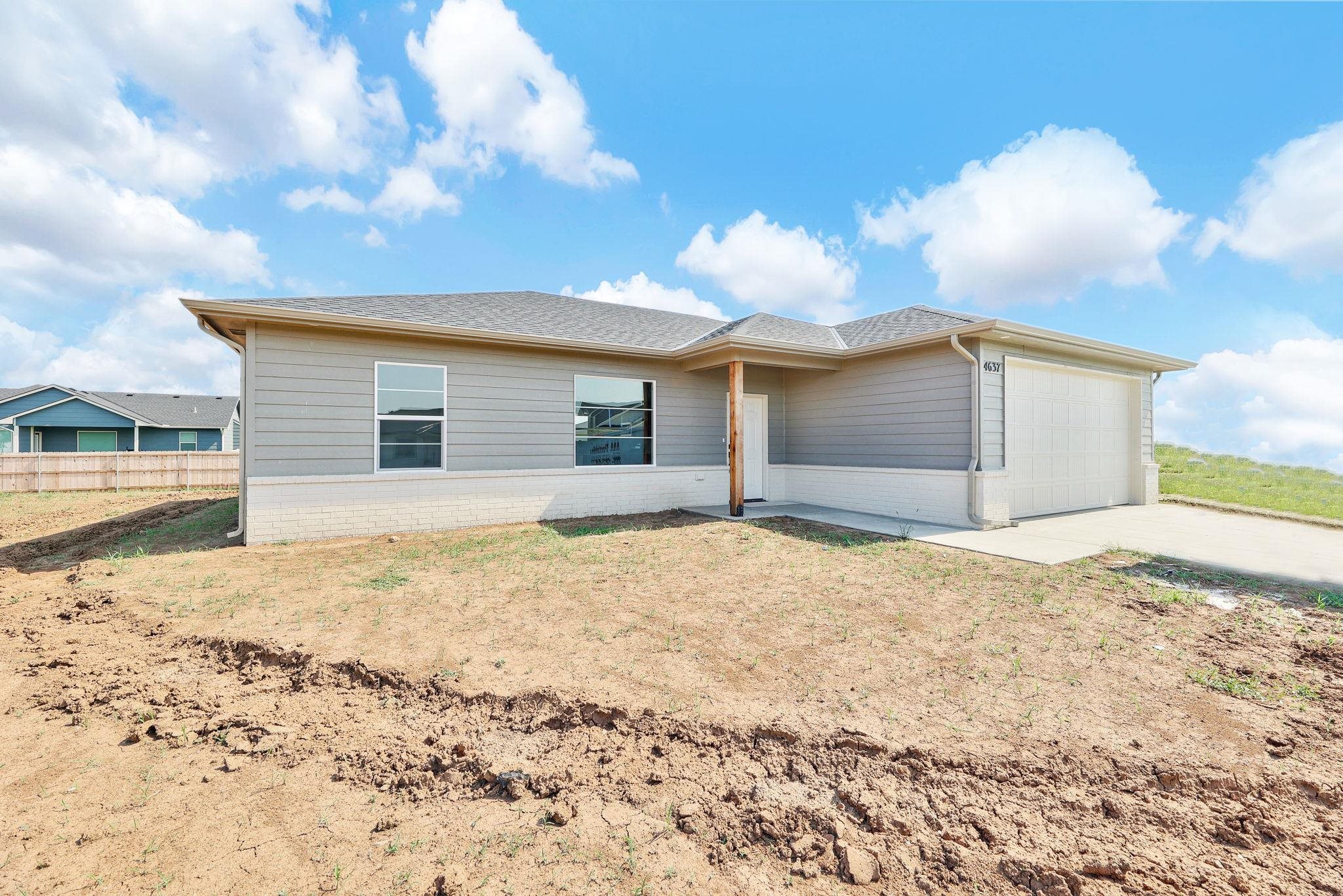 4637 S Doris Ct, Wichita, Kansas image 2