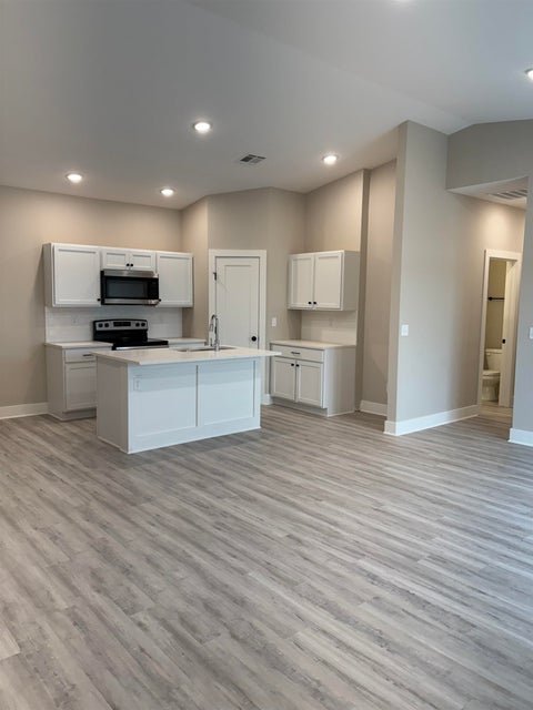 Multifamily For Sale - 12947 E Blake St<br/> Sedgwick County, Wichita, KS 67230