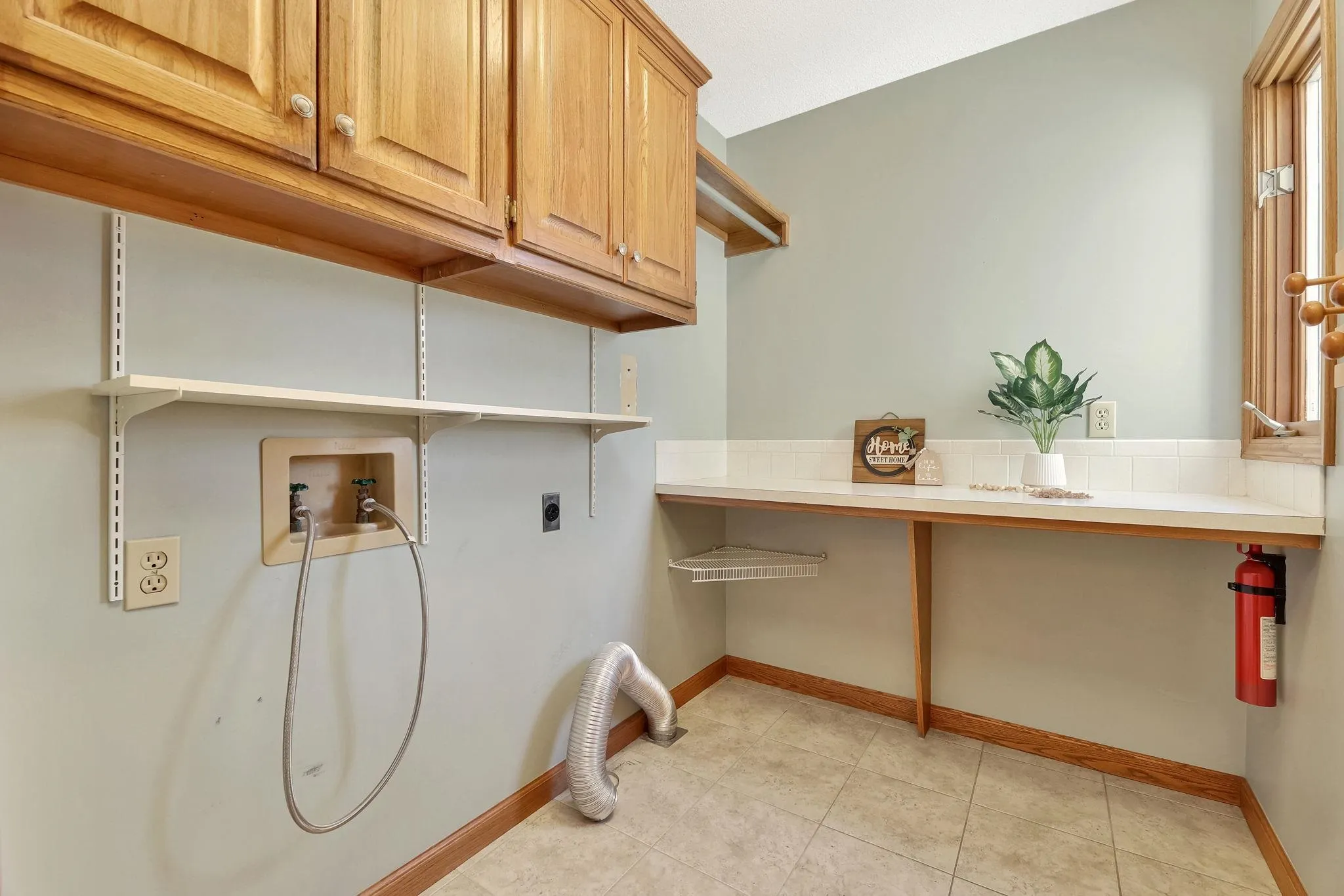 Wichita, Kansas 67209, United States, 5 Bedrooms Bedrooms, ,4 BathroomsBathrooms,Residential,Active,78804