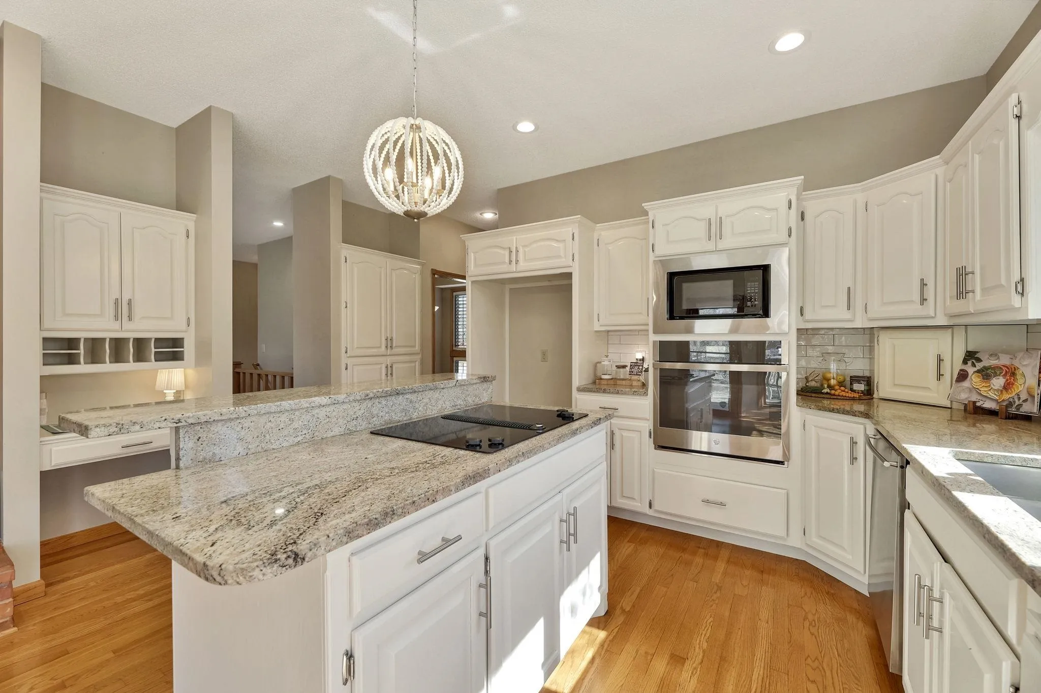 Wichita, Kansas 67209, United States, 5 Bedrooms Bedrooms, ,4 BathroomsBathrooms,Residential,Active,78804