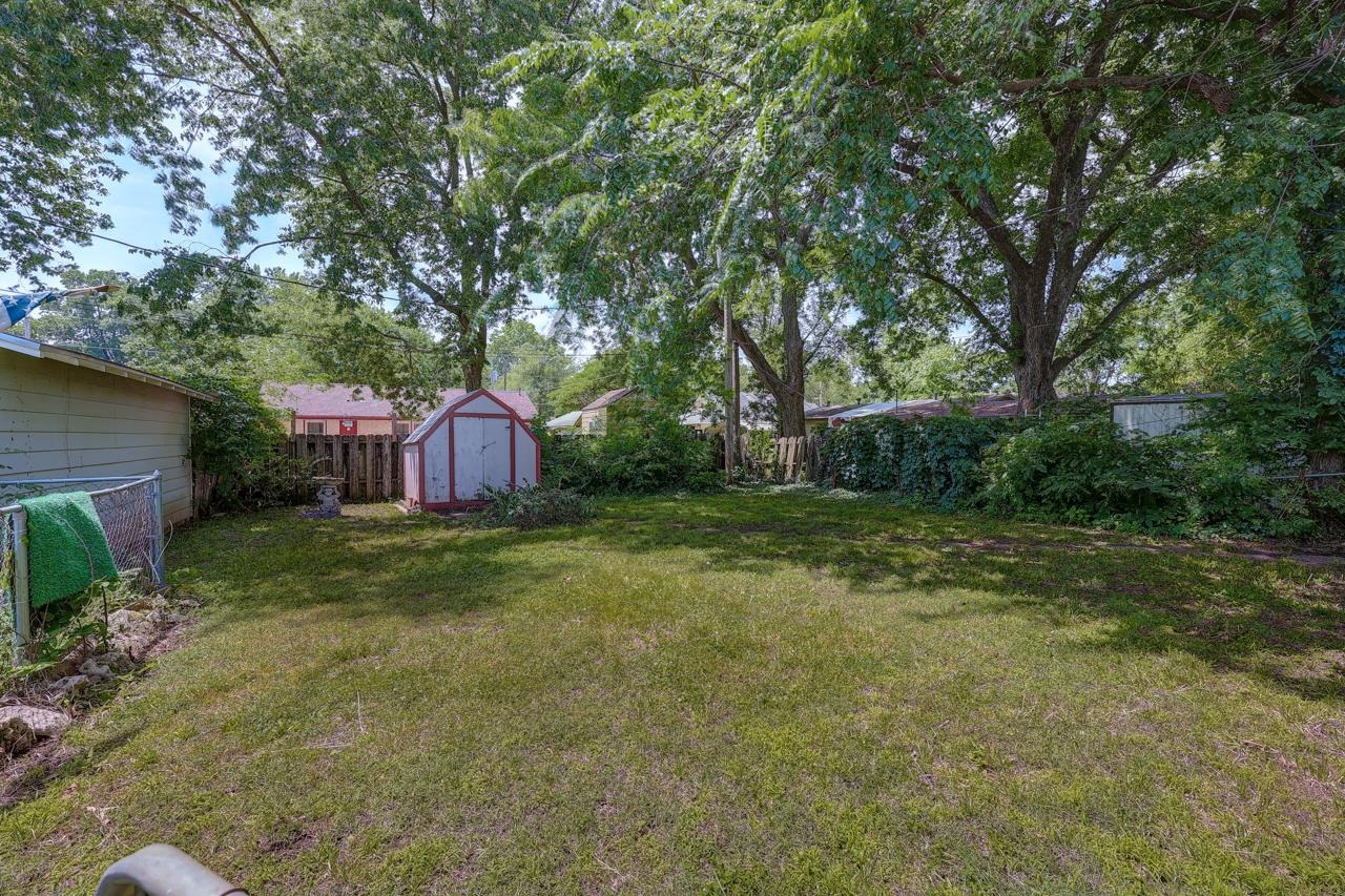 1111 Howland Ave, Winfield, Kansas image 19
