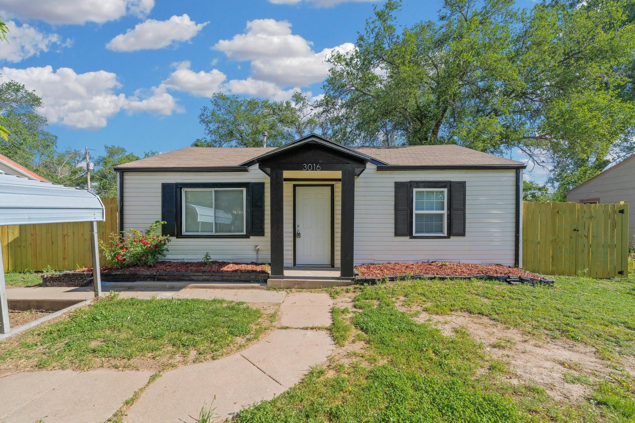 3016 E Locust St, Wichita, Virginia image 1