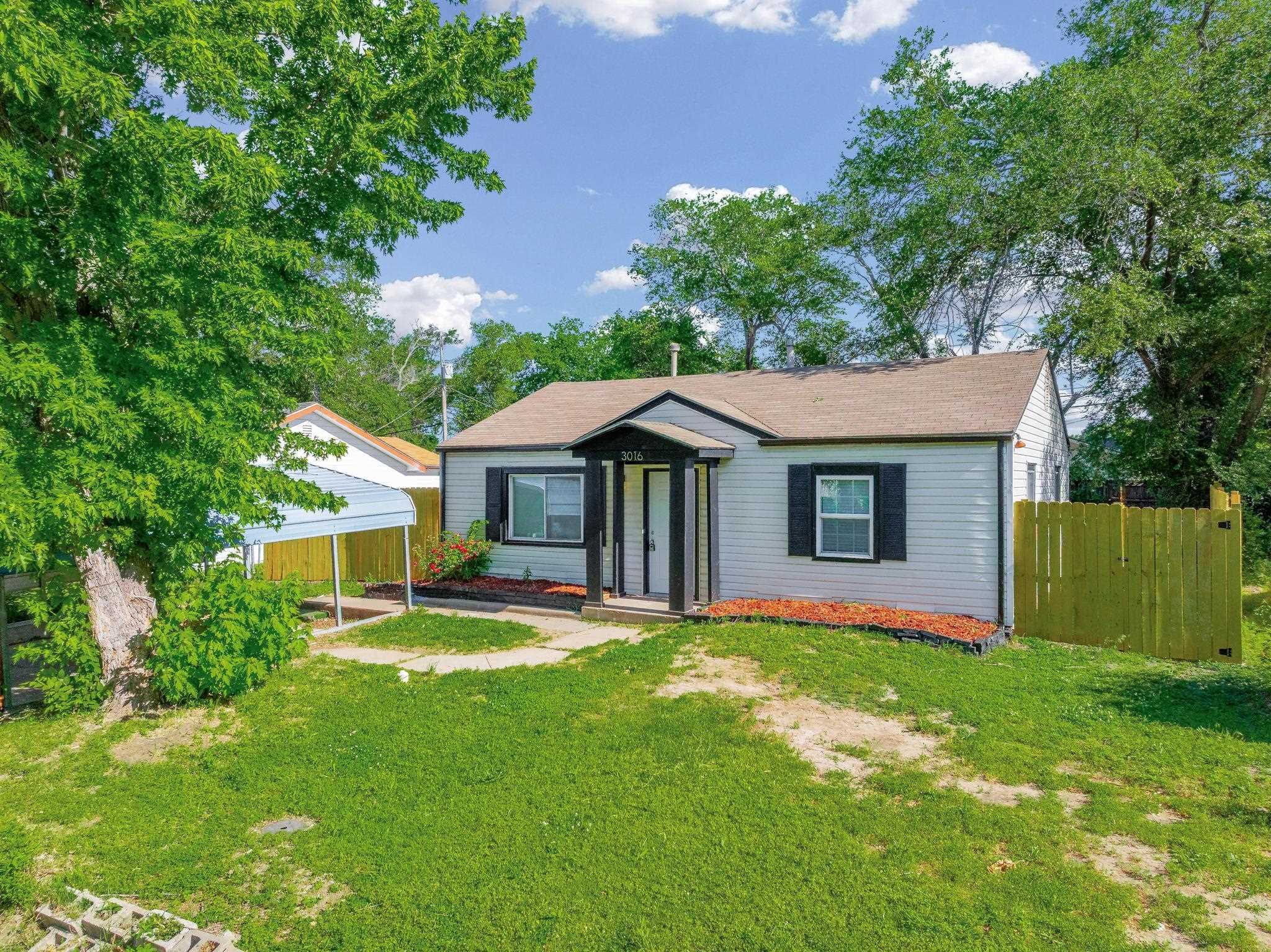 3016 E Locust St, Wichita, Virginia image 3
