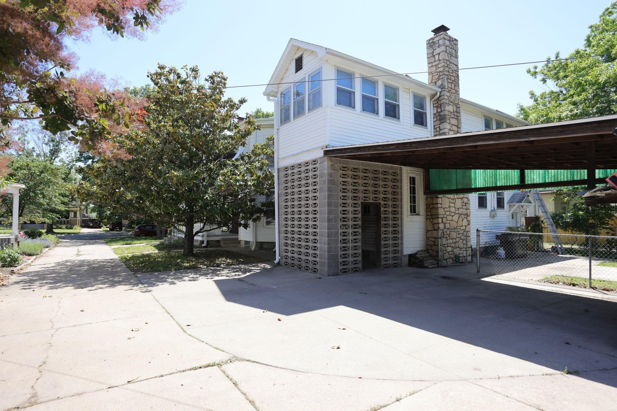326 E 3rd St, Newton, Kansas image 29