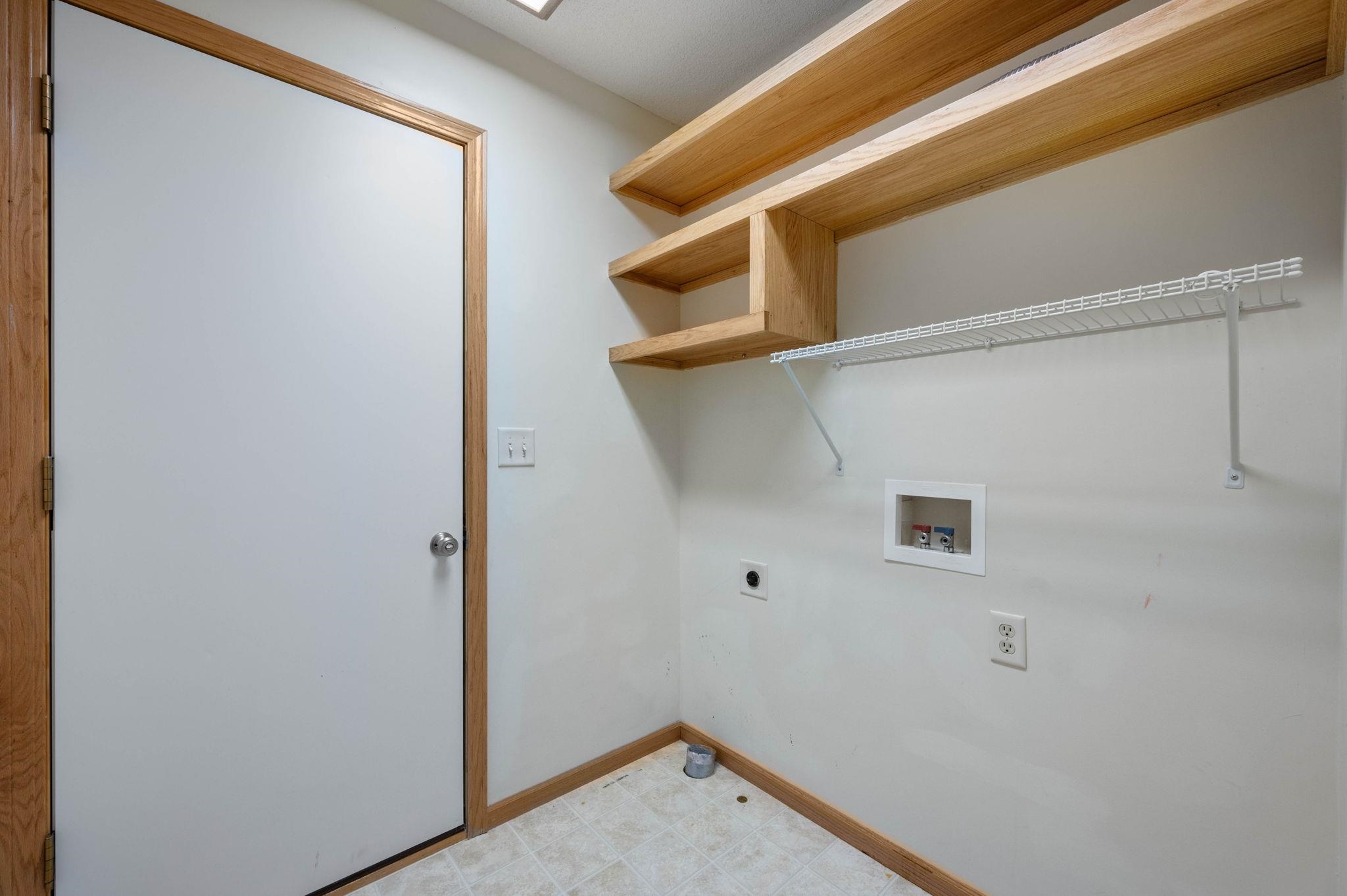 1817 N Buckthorn Ct, Andover, Virginia image 13